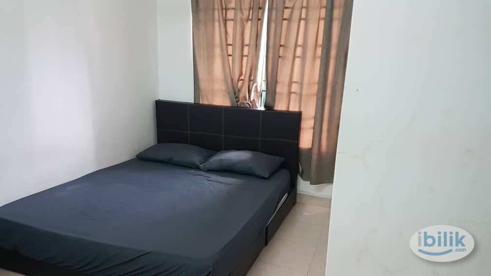 Middle Room @ Changkat View Condominium, Dutamas, Mont Kiara - Image 1