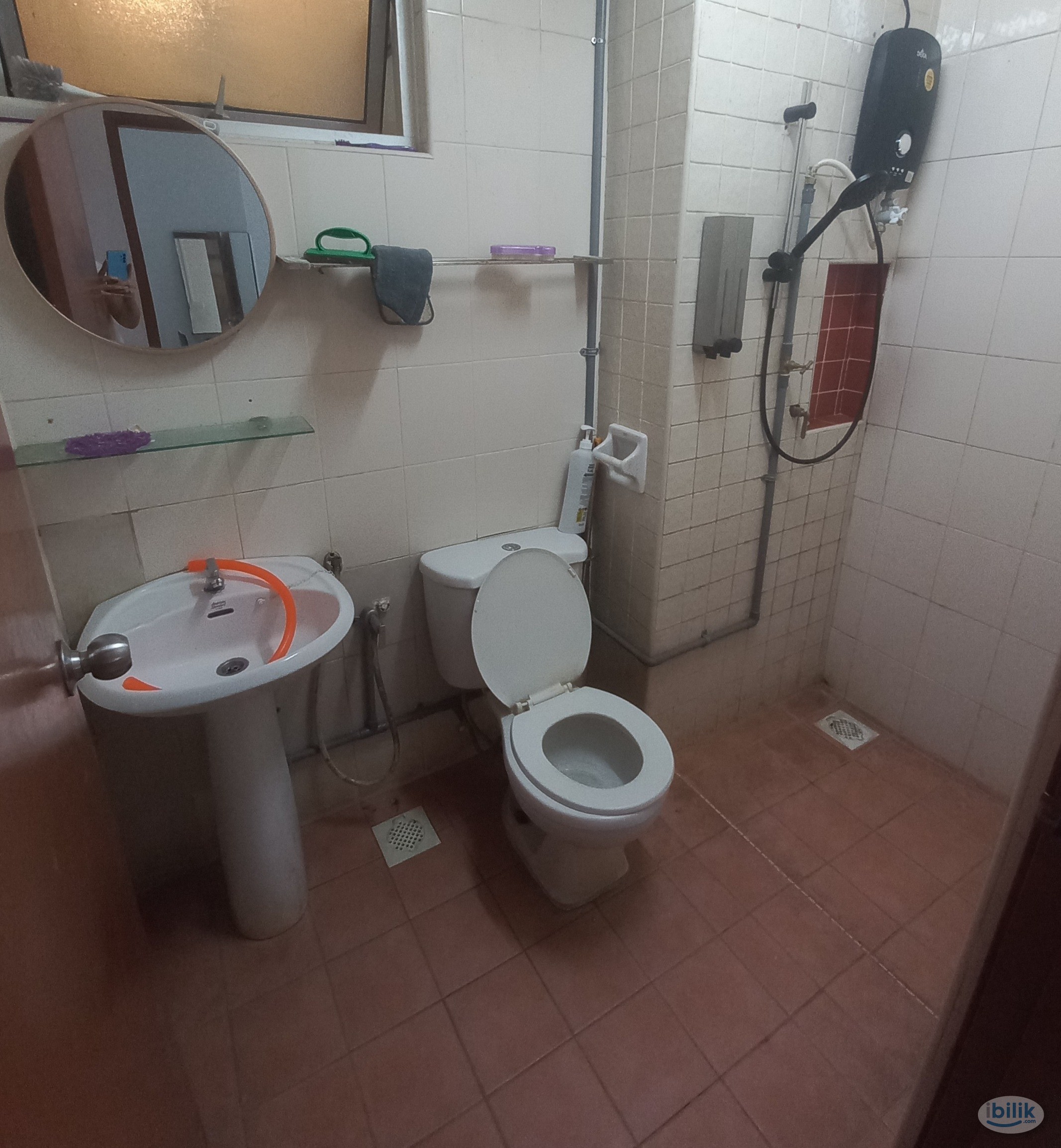 NO PARTITION female Middle Room at Metropolitan Square, Damansara Perdana - Image 2