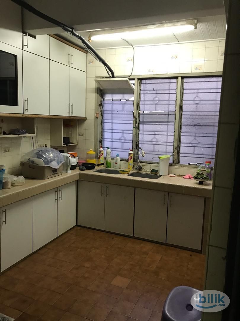 RM320/month Single room with including WiFi, electric and water bil Jln PJS 7/7J for Malaysian Chinese girl only - Image 3