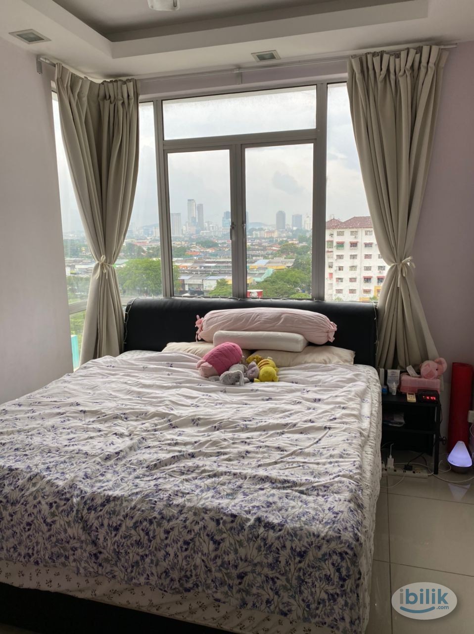 Master Room at 1120 Park Avenue, PJ South - Image 2