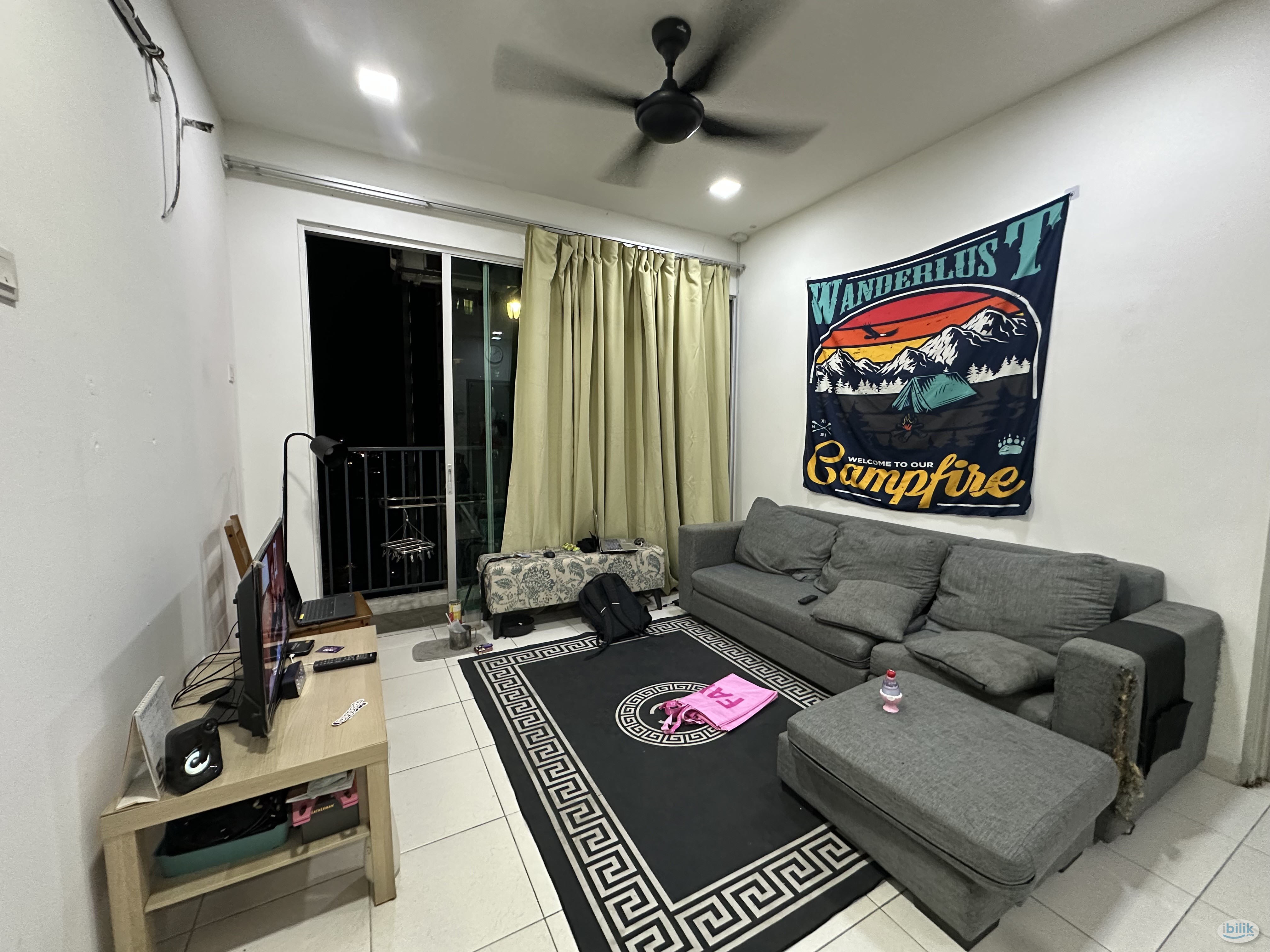Middle Room at The Zizz, Damansara Damai - Image 5