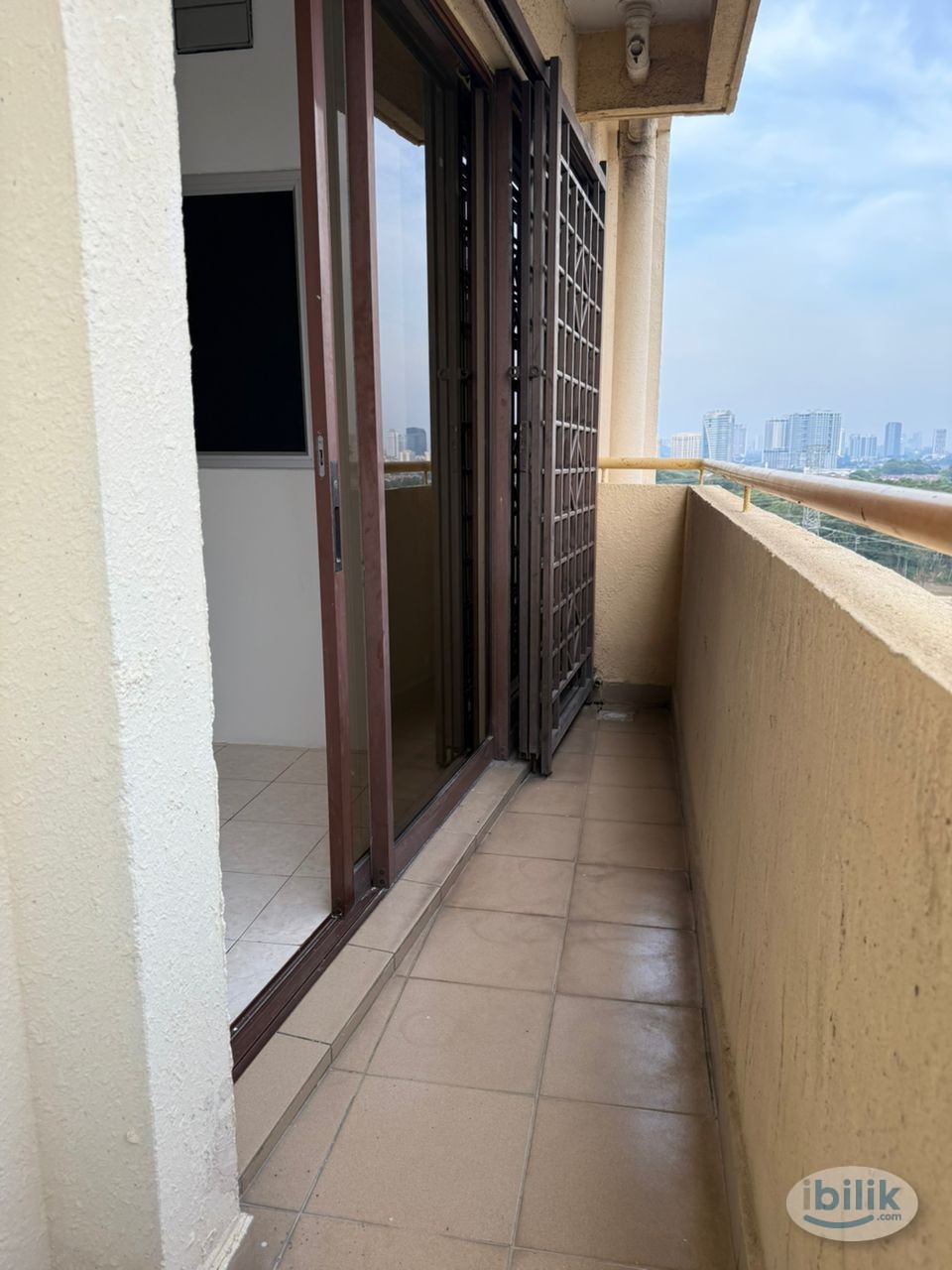 (BRAND NEW !)Palm spring medium room fully furnished - Image 2