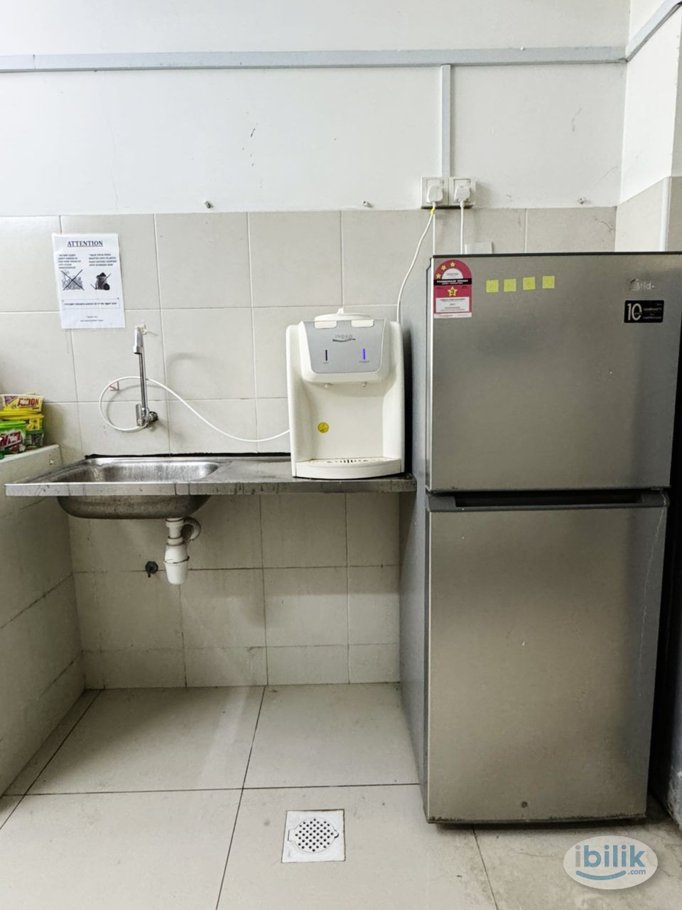 Middle Room attached bathroom at Bandar Puchong Jaya, Puchong - Image 3