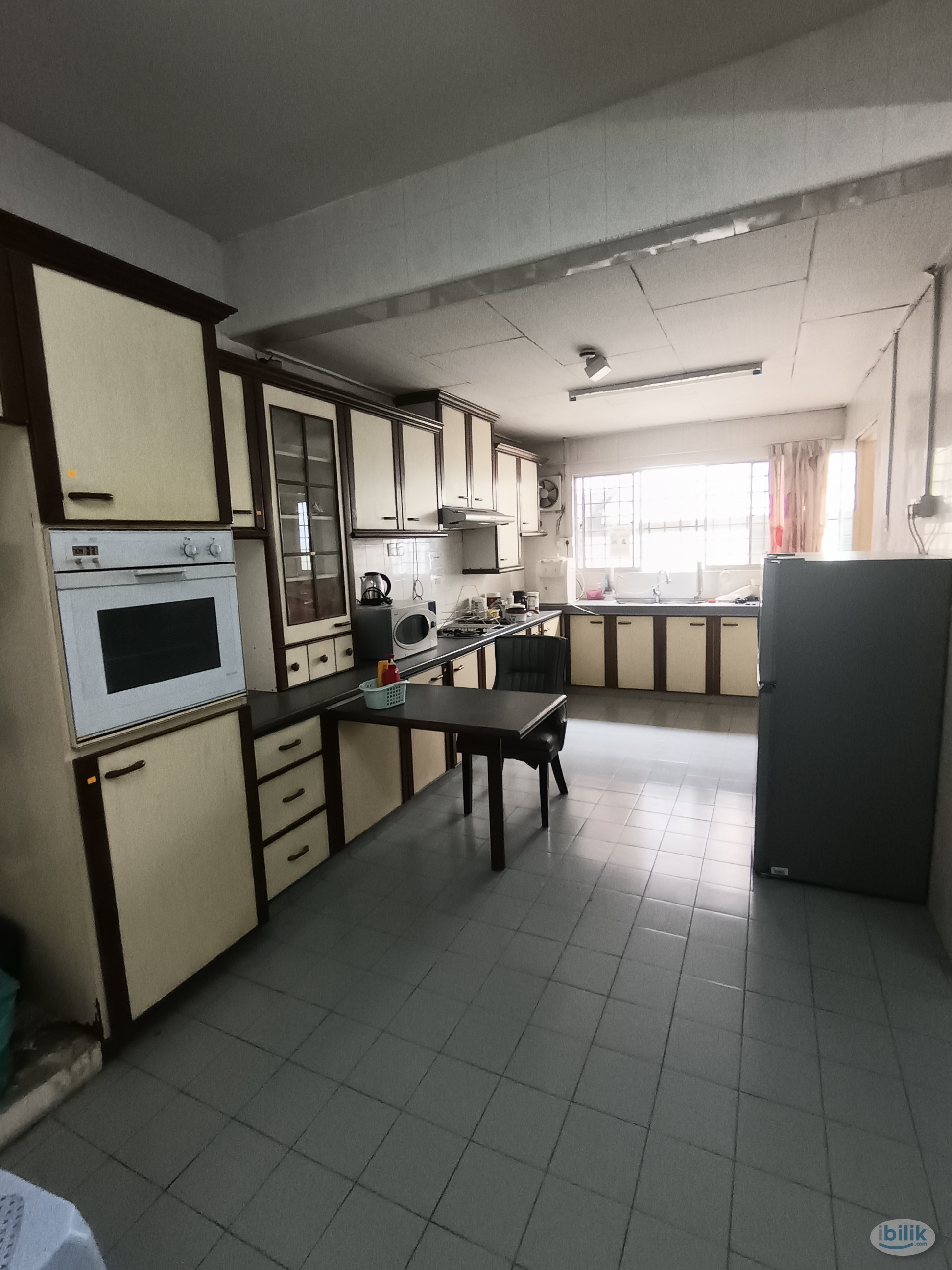 Master Room at Bandar Utama, Petaling Jaya - Image 4