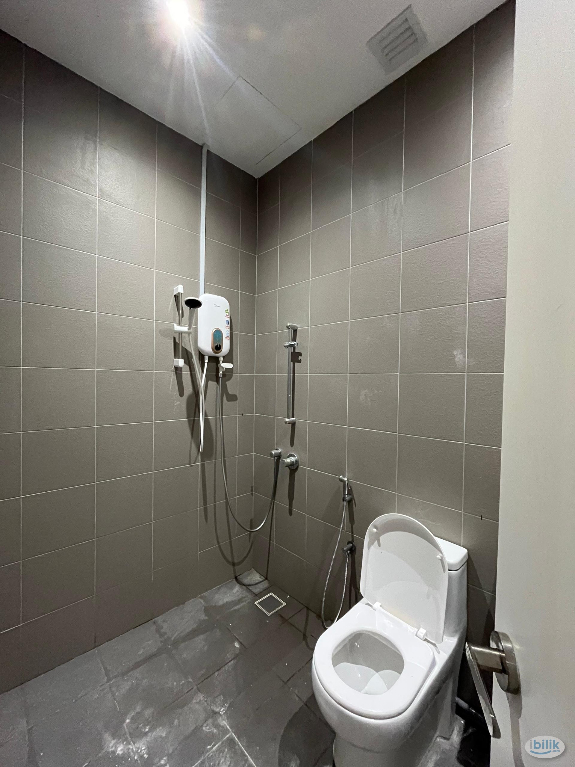😍FREE 1 MONTH RENTAL⚡️IMMEDIEATELY MOVE IN❤️ZERO DEPOSIT - Image 3