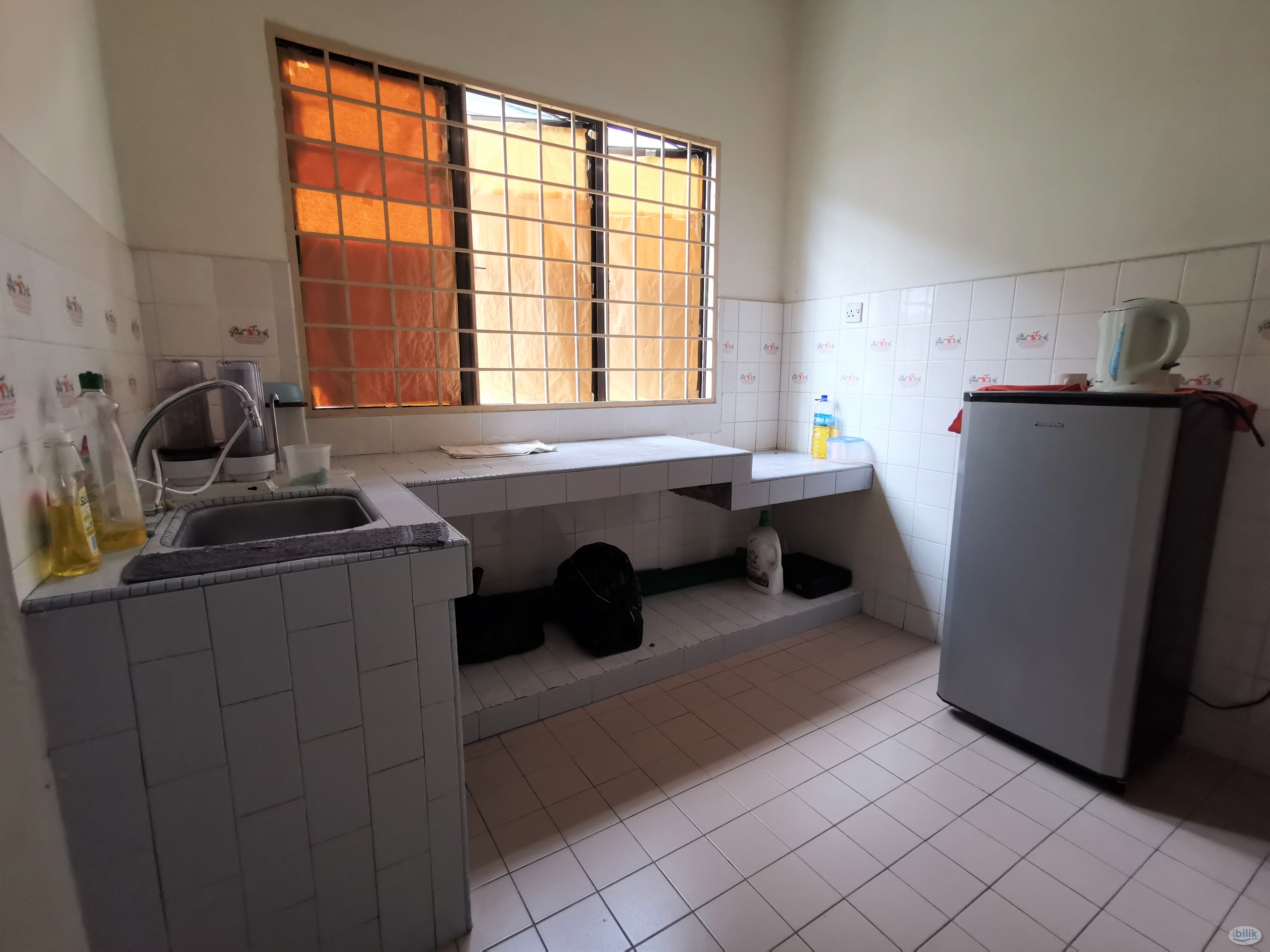 Middle Room at USJ 6, UEP Subang Jaya - Image 3