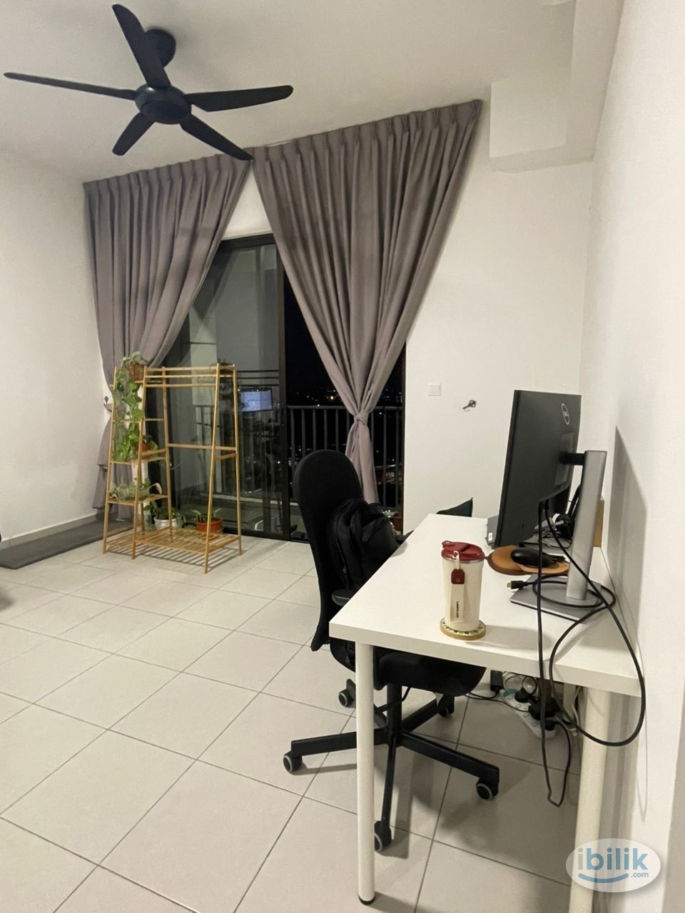 Master Room at Netizen Residence, Bandar Tun Hussein Onn - Image 4
