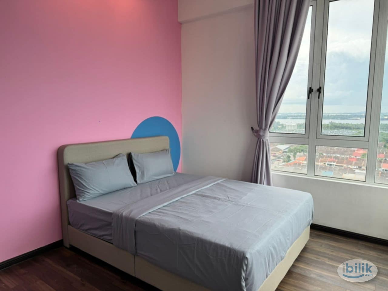 Nice Seaview Master Room at Carlton Seaview Residences, Pasir Gudang - Image 1