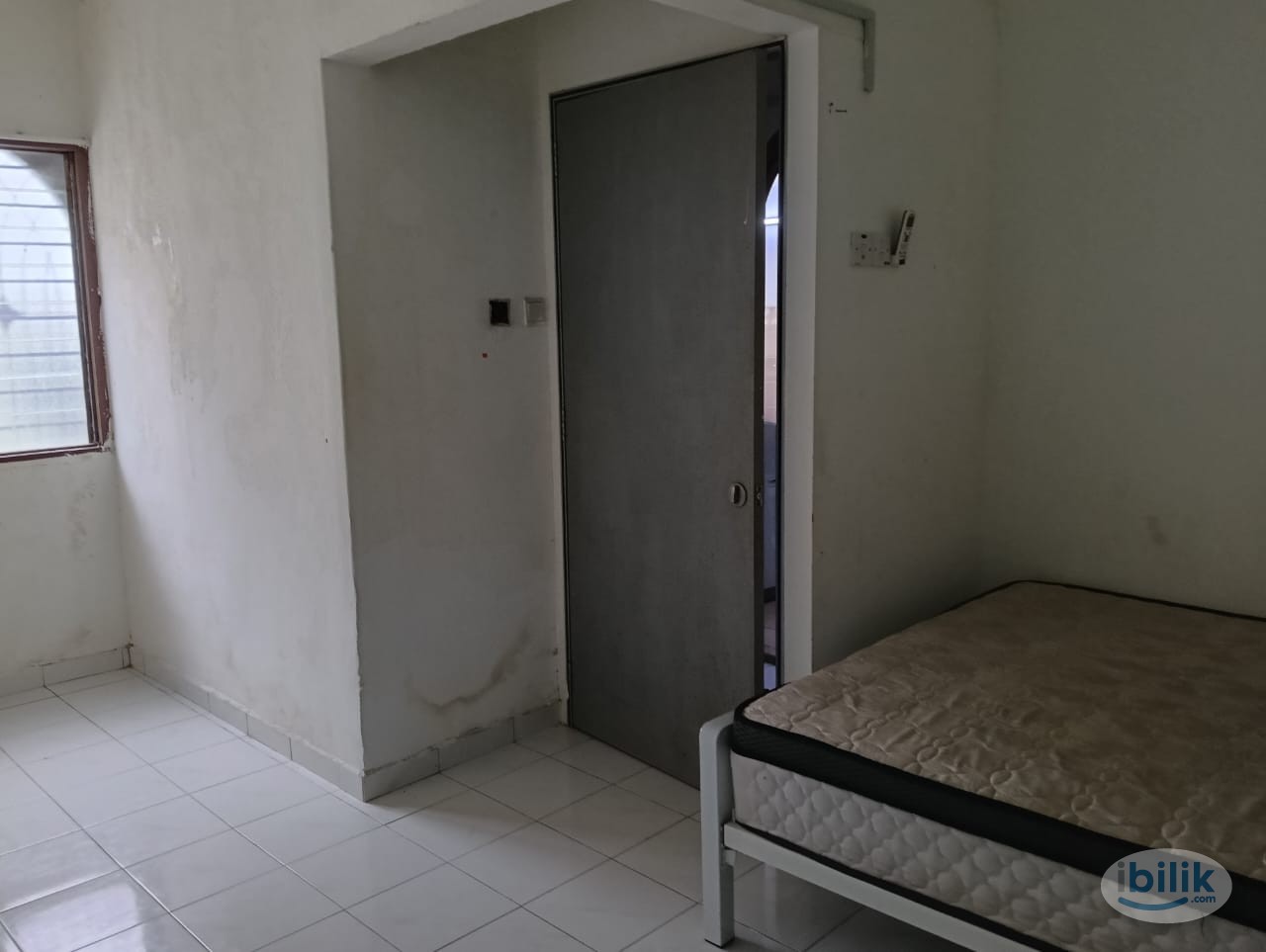 💥Zero Deposit 💥Middle Room at TTDI, Kuala Lumpur - Image 2
