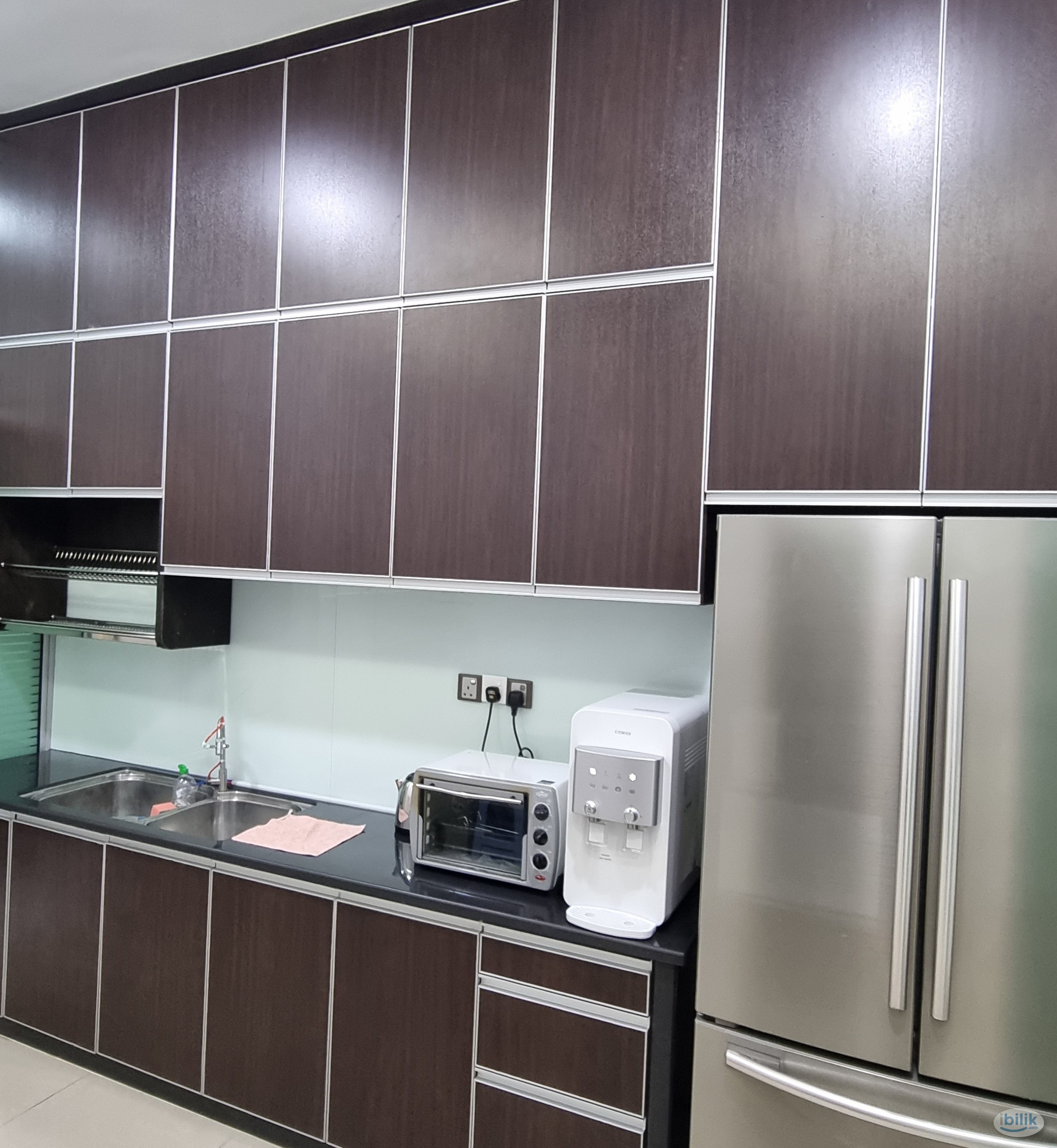 Premium Middle Room at Bayan Lepas, Penang - Image 5