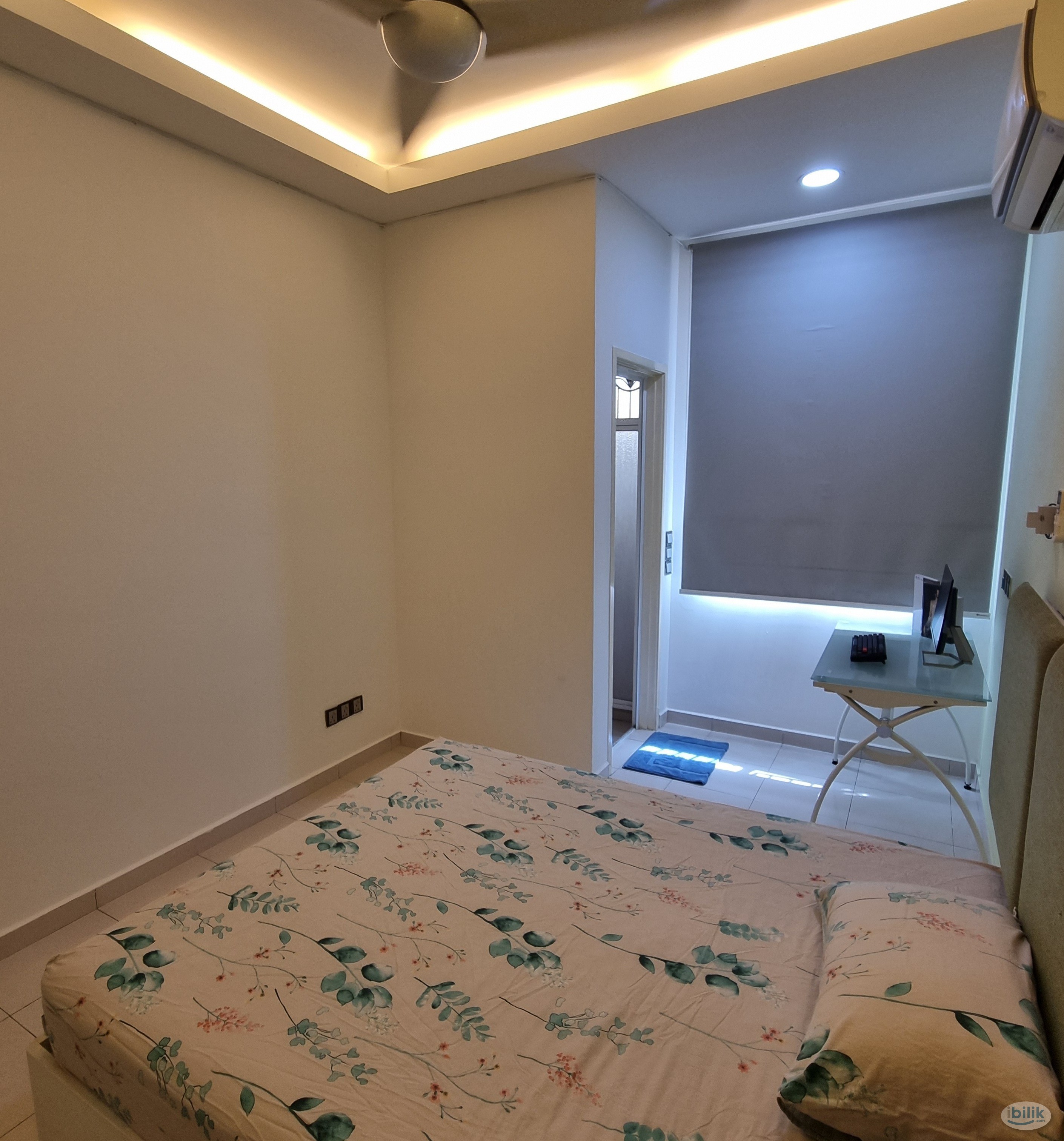 Premium Middle Room at Bayan Lepas, Penang - Image 2