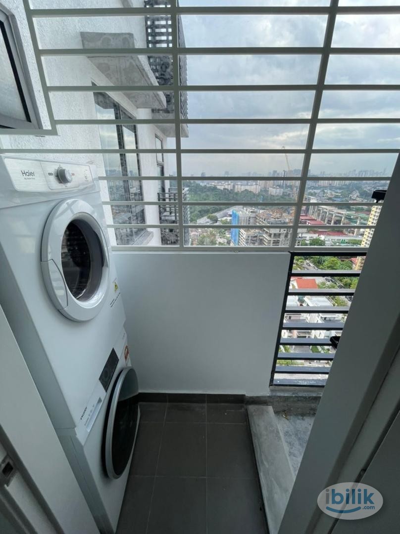 Middle Room at Cheras, Kuala Lumpur - Image 2