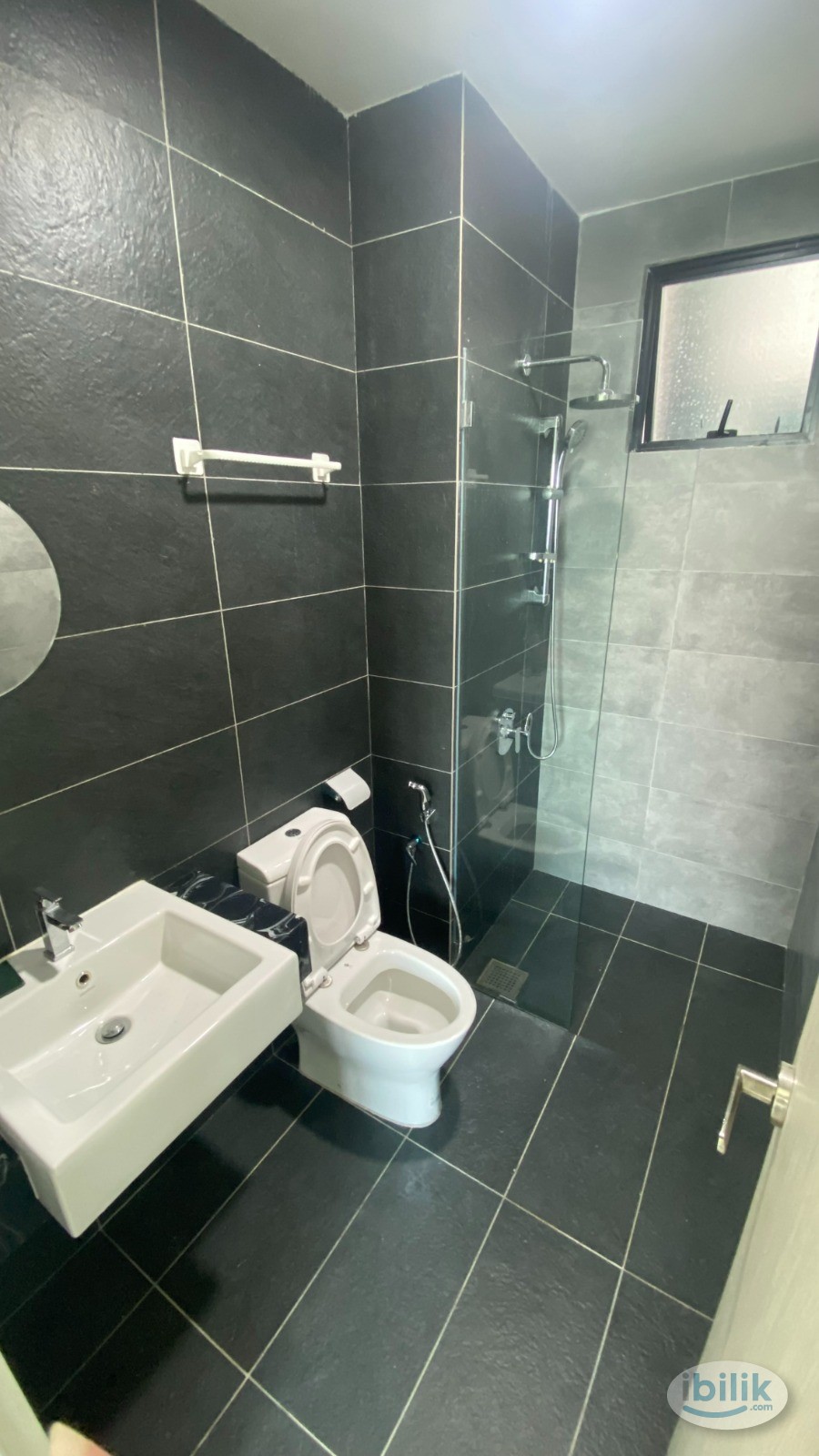 Female Exclusive Master Room - Image 3
