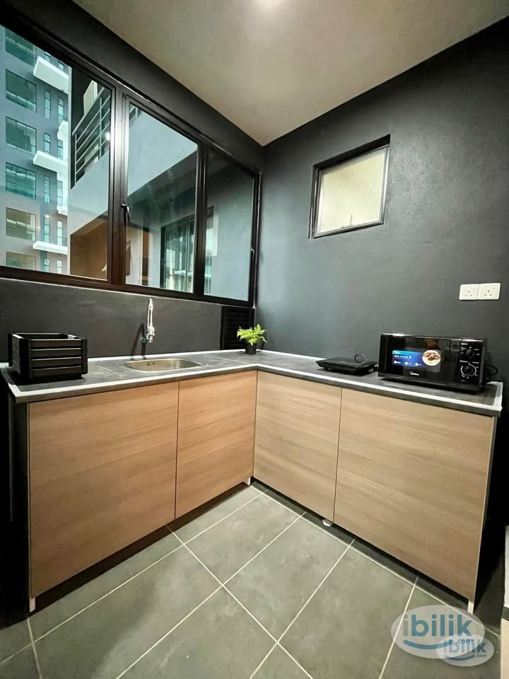Female Exclusive Master Room - Image 4