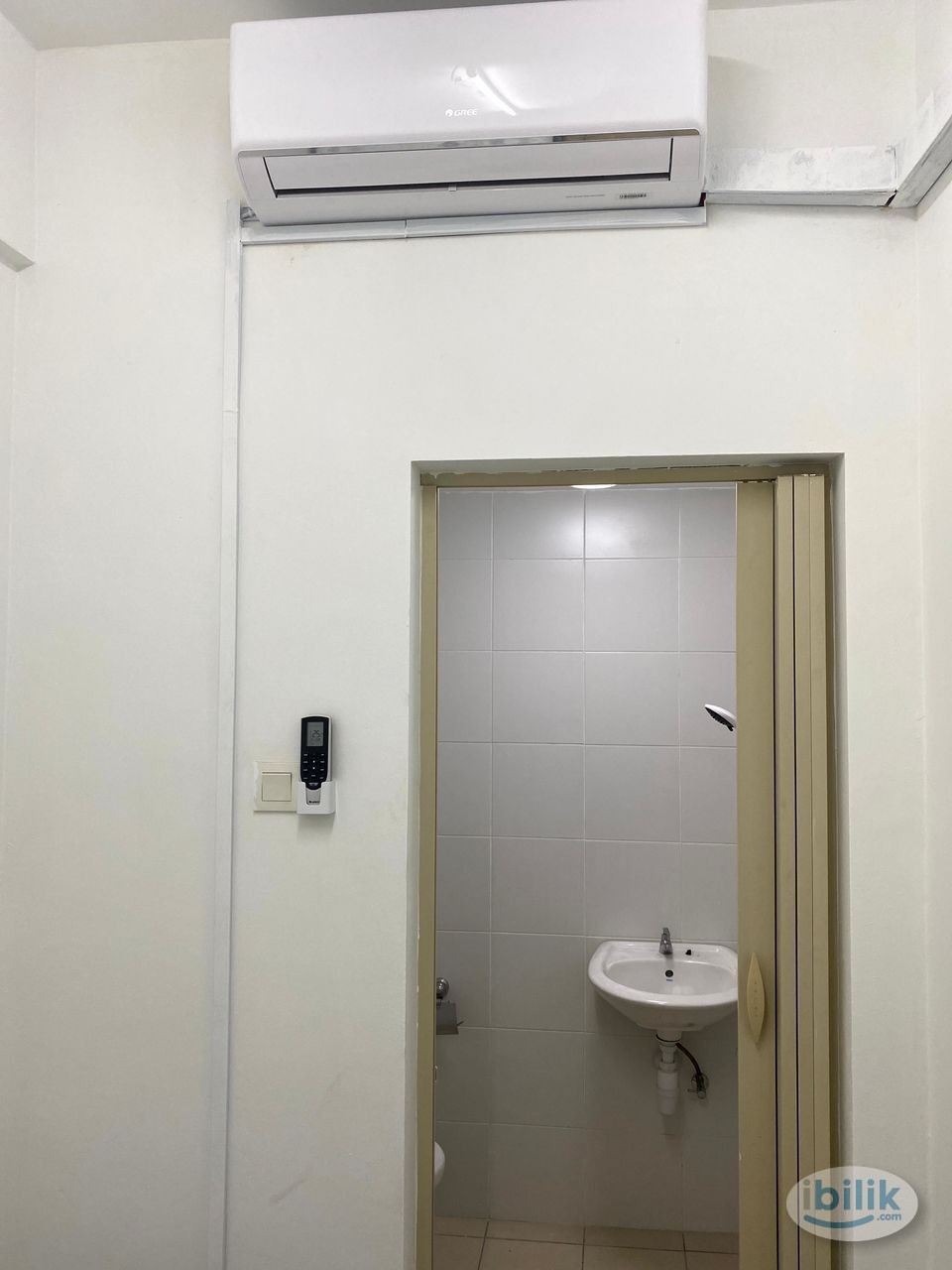 (Own bath)Casa tropicana single room fully furnished - Image 3