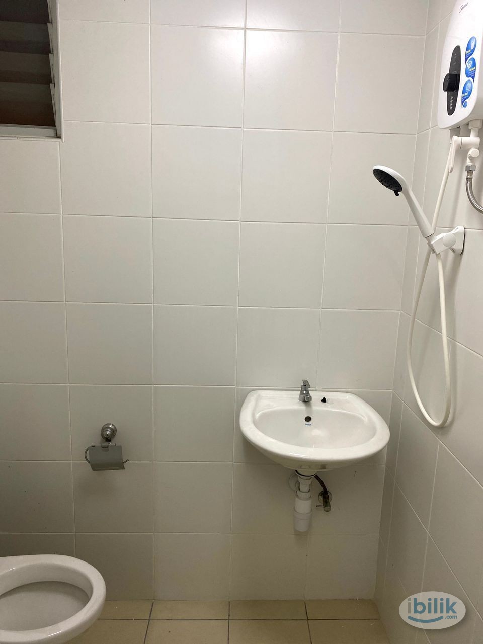 (Own bath)Casa tropicana single room fully furnished - Image 5