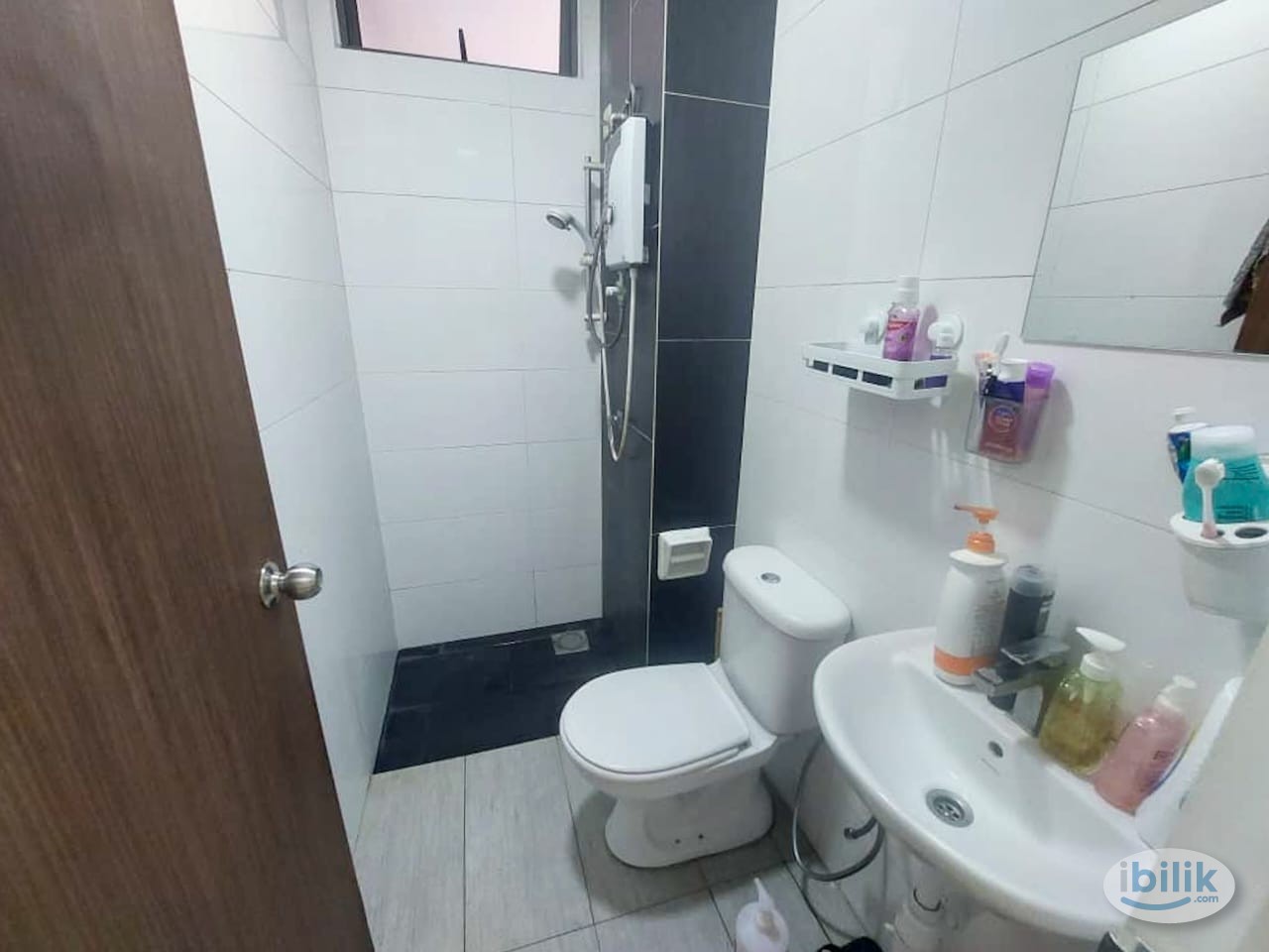 Middle Room at Seasons Garden, Wangsa Maju - Image 3