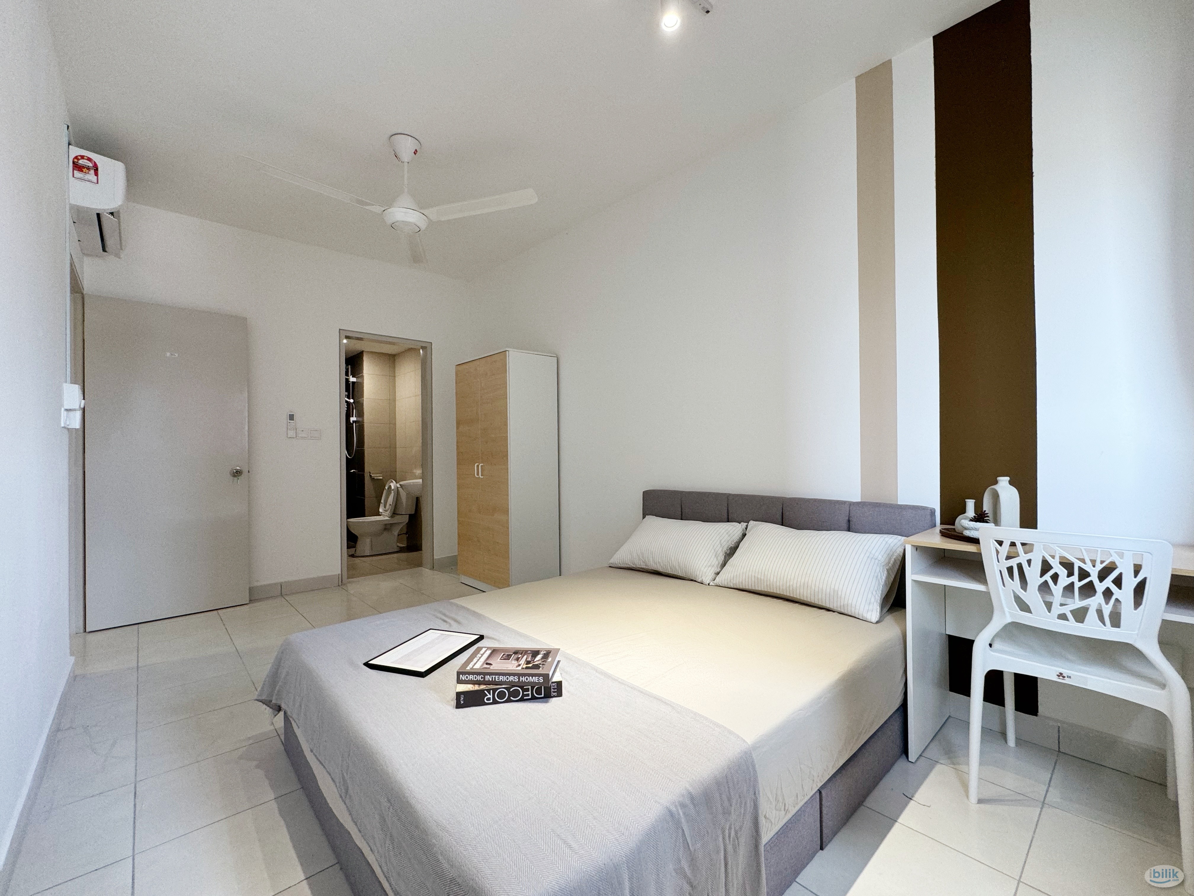 Discounted rate‼️Residensi Riamas Master Room near KL Sentral 🚌 - Image 1