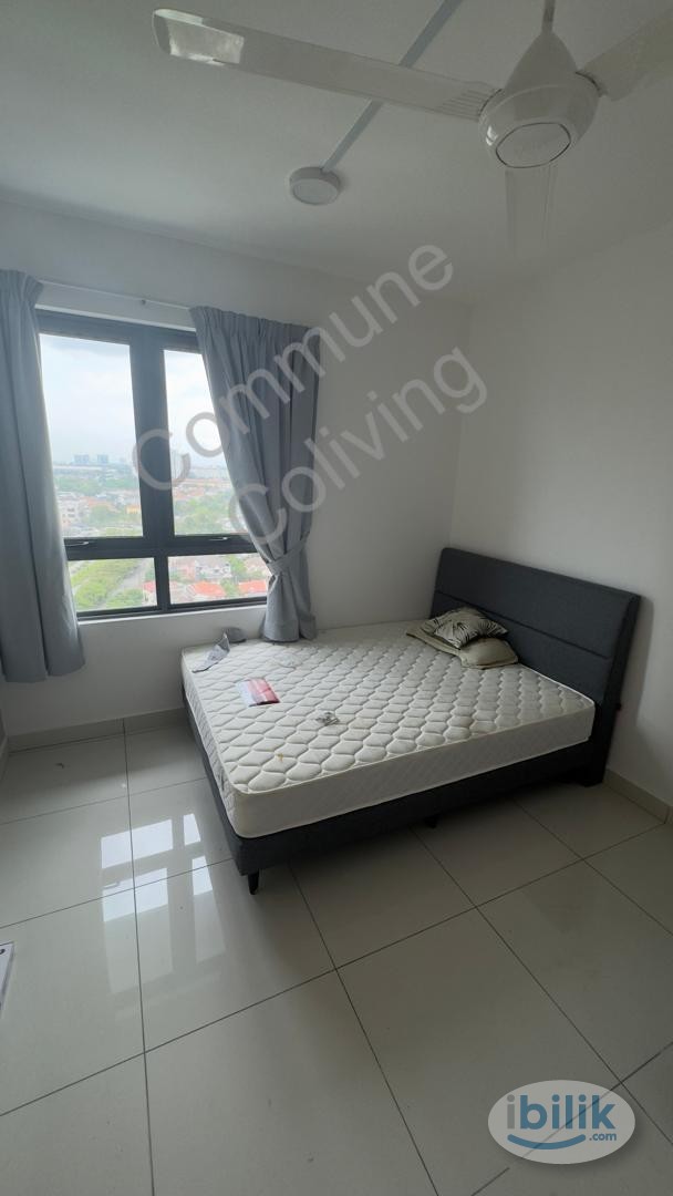 Middle Room at USJ, Subang Jaya - Image 1