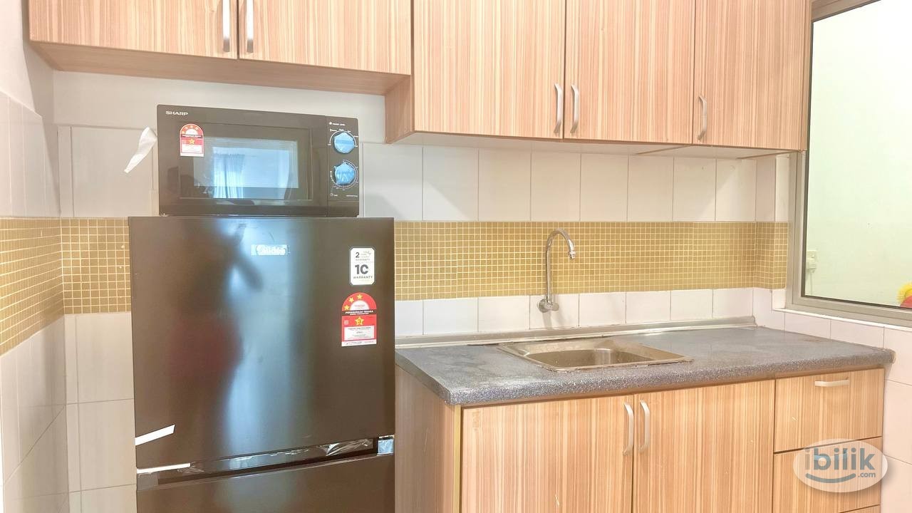 Fully Furnish Master Room for rent at Dquince Residence Damansara Perdana near Empire City 1Utama Mall Restaurant Hospit - Image 4