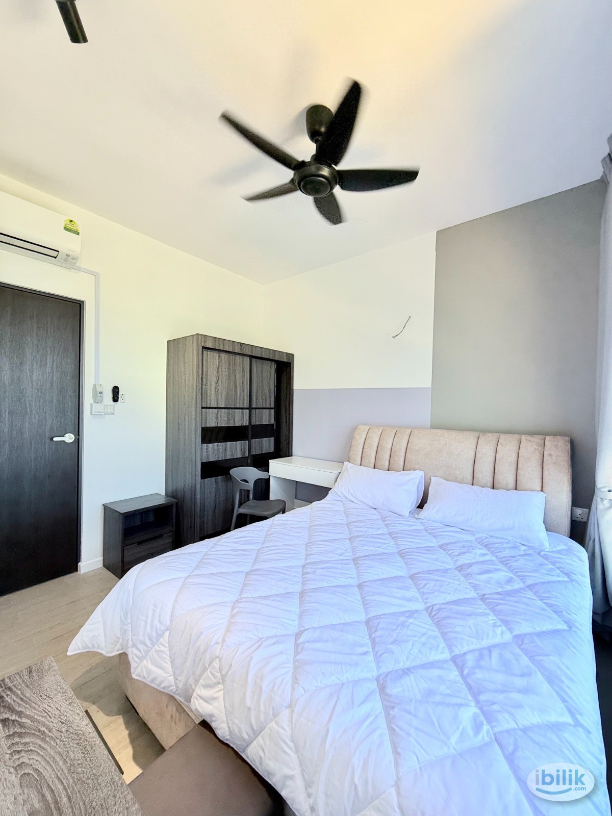 Middle Room at Anggun Residence, Bandar Cassia, Simpang Ampat - Image 2