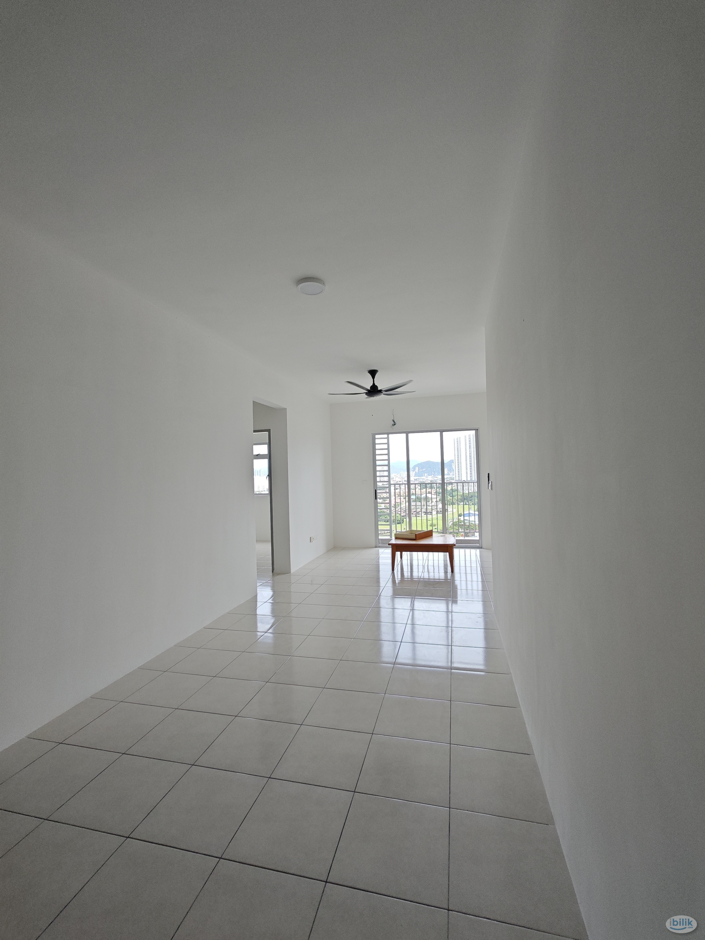 Middle Room at Minest Residence, Sentul - Image 4