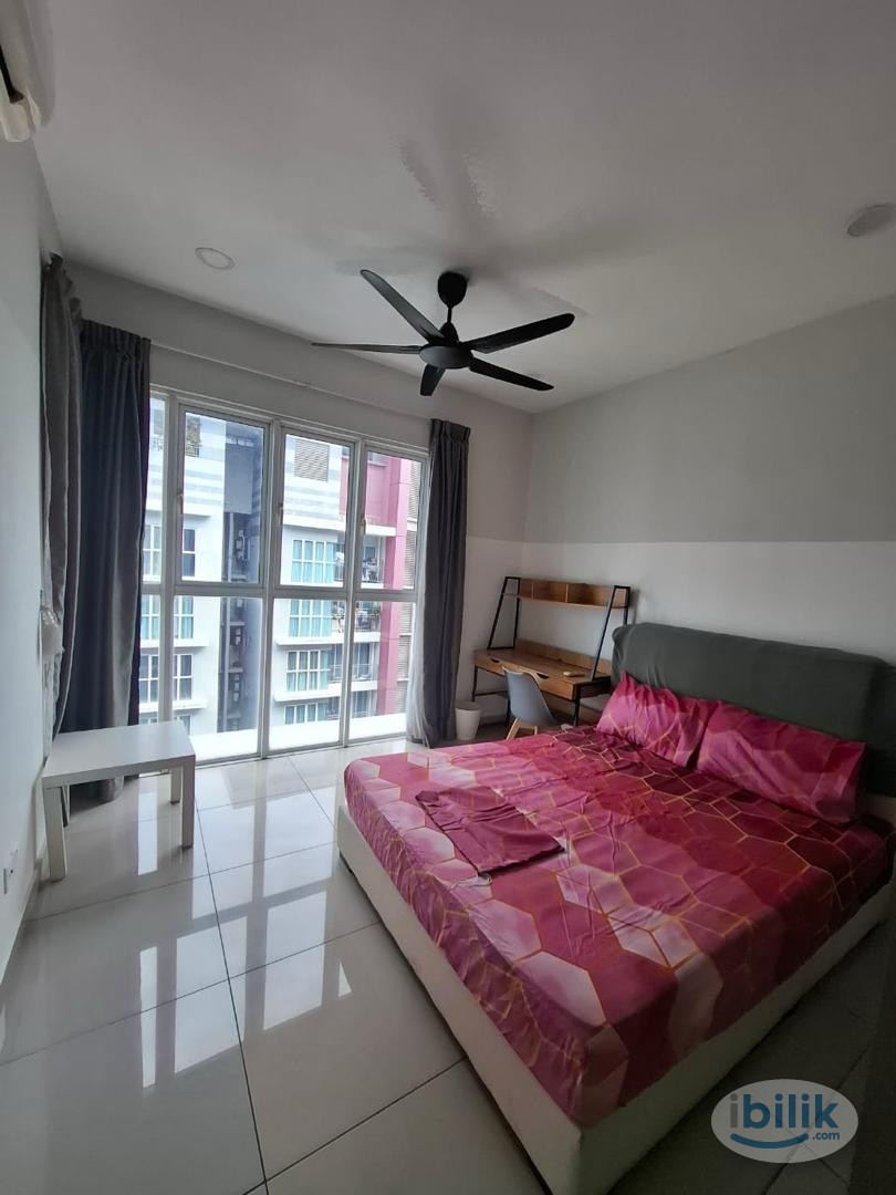 Pacific Place Ara Damansara Master Room with Lady's Unit For Rent - Image 1
