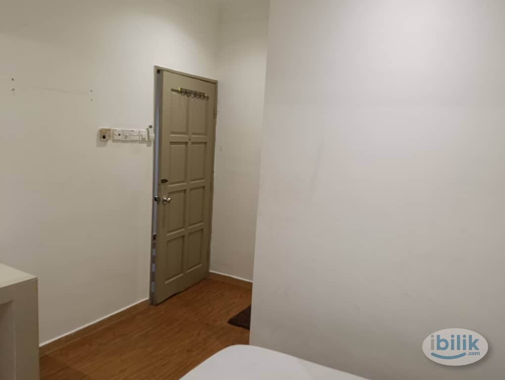 🔥🔥Zero Deposit🔥🔥Middle Room at Melawati, Ampang - Image 3