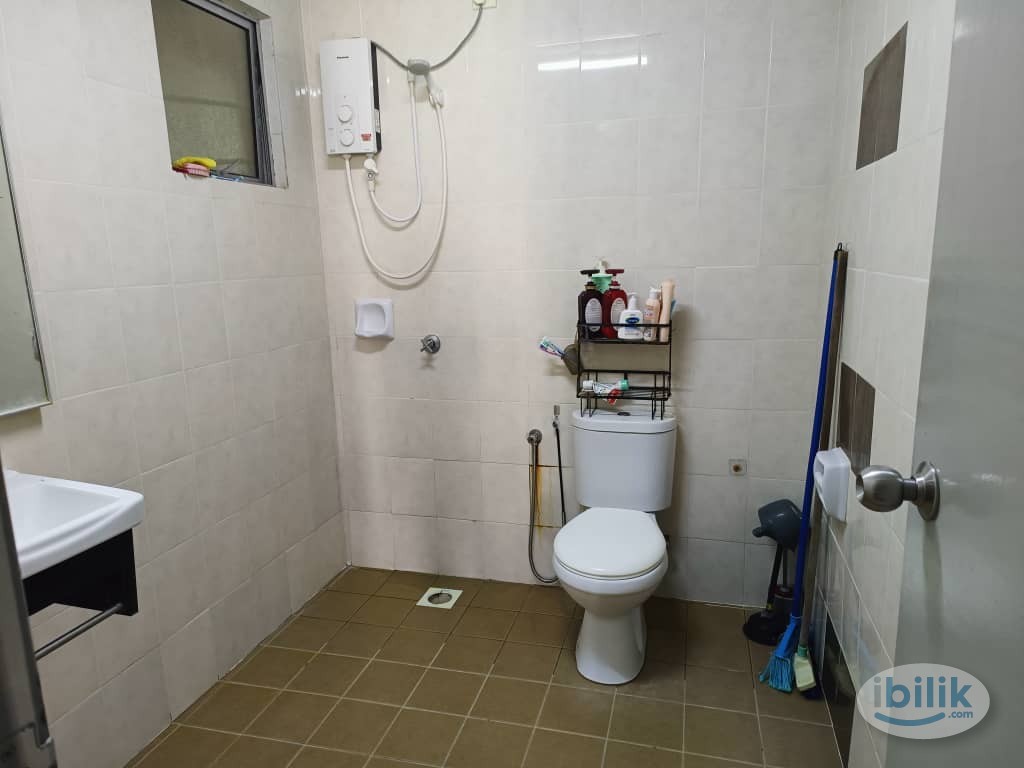RM450 Serdang/Seri Kembangan- Middle Room - Image 3
