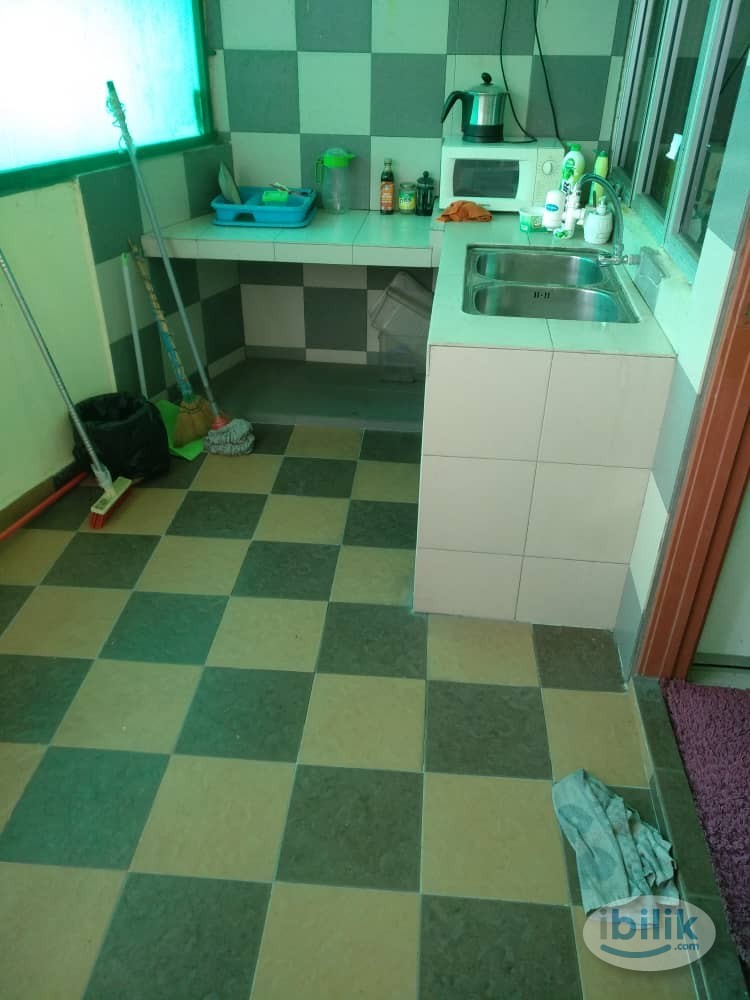 Single Room at Seri Cendekia Apartment, Cheras - Image 3