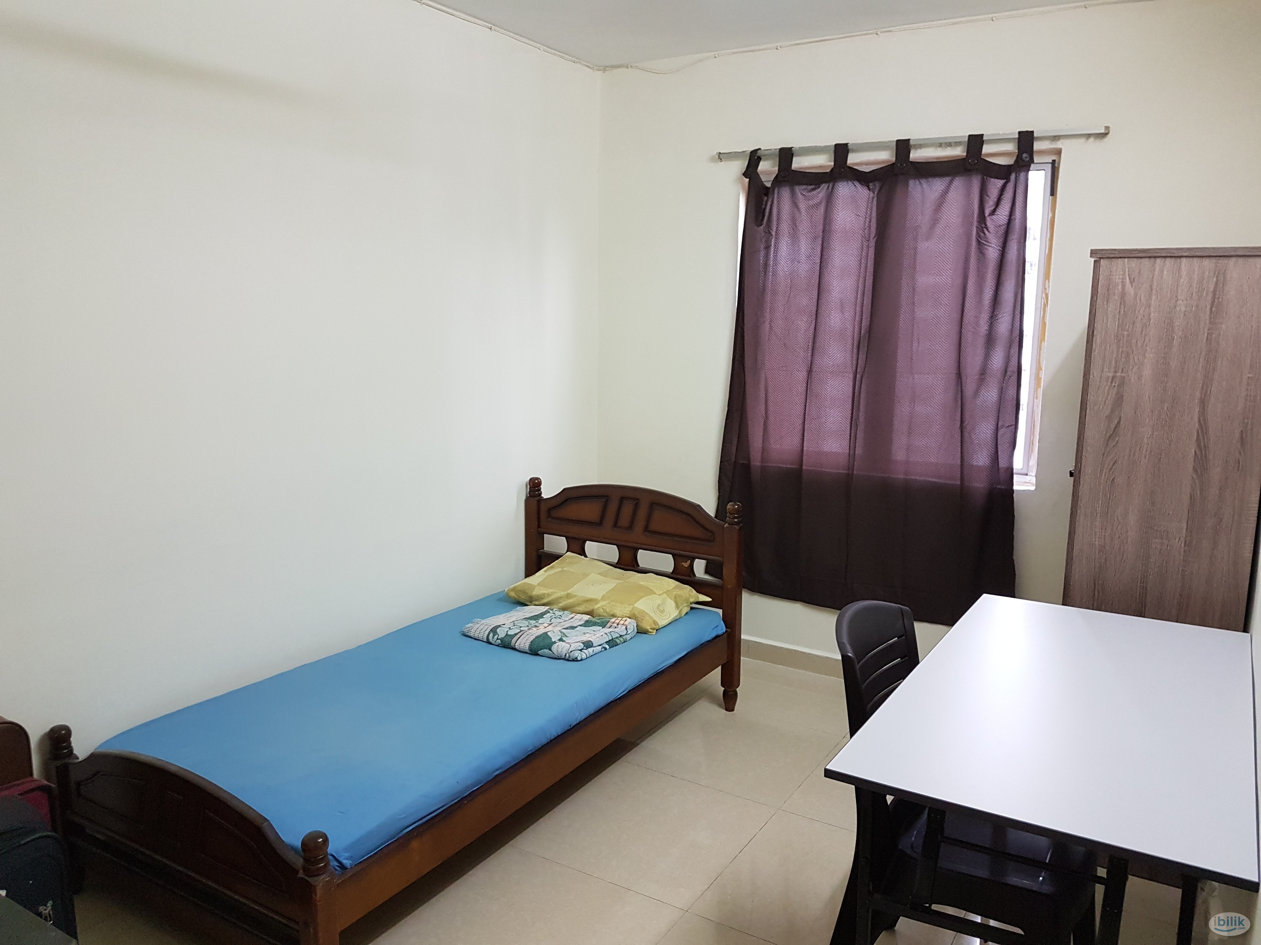 Middle Room at Bangsar South, Pantai - Image 1