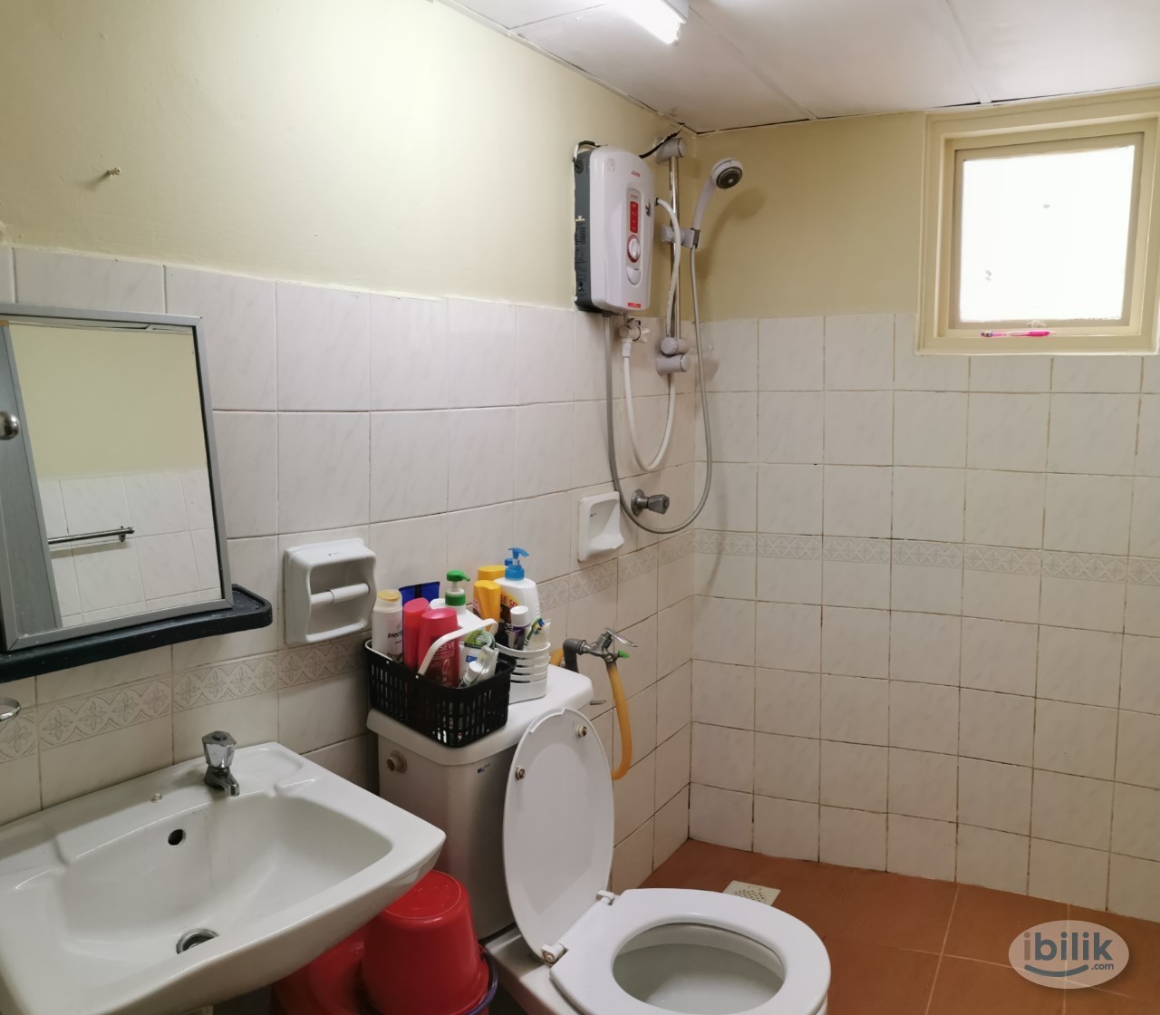 Middle Room at Bangsar South, Pantai - Image 2