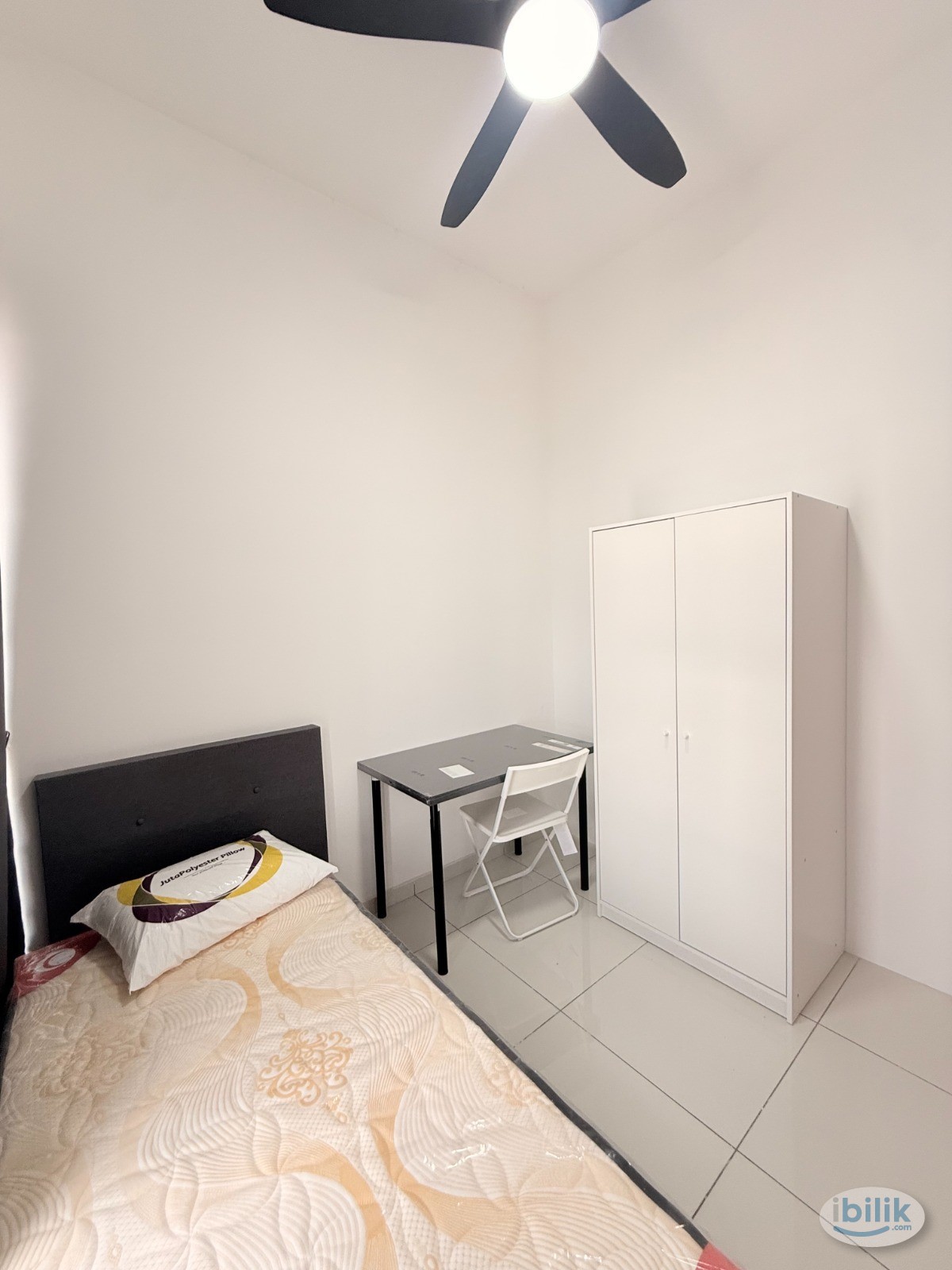 Near MRT Taman Connaught with only 1 Month Deposit! Prefer Clean and well-kept tenant. - Image 1