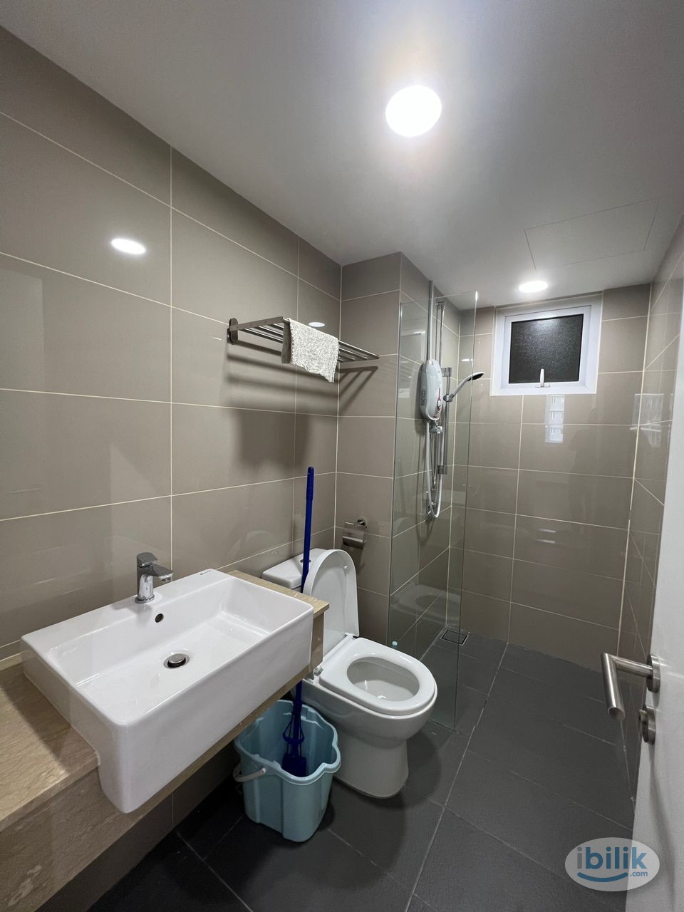 Middle Room at The Annex @ Medan Connaught, Cheras - Image 5