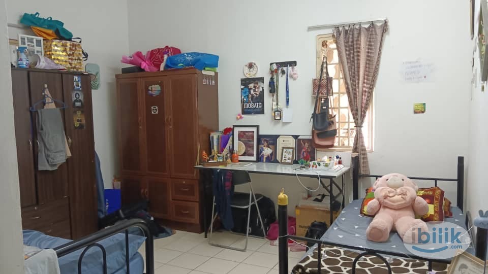 Master Room at Melur Apartment, Sentul - Image 1