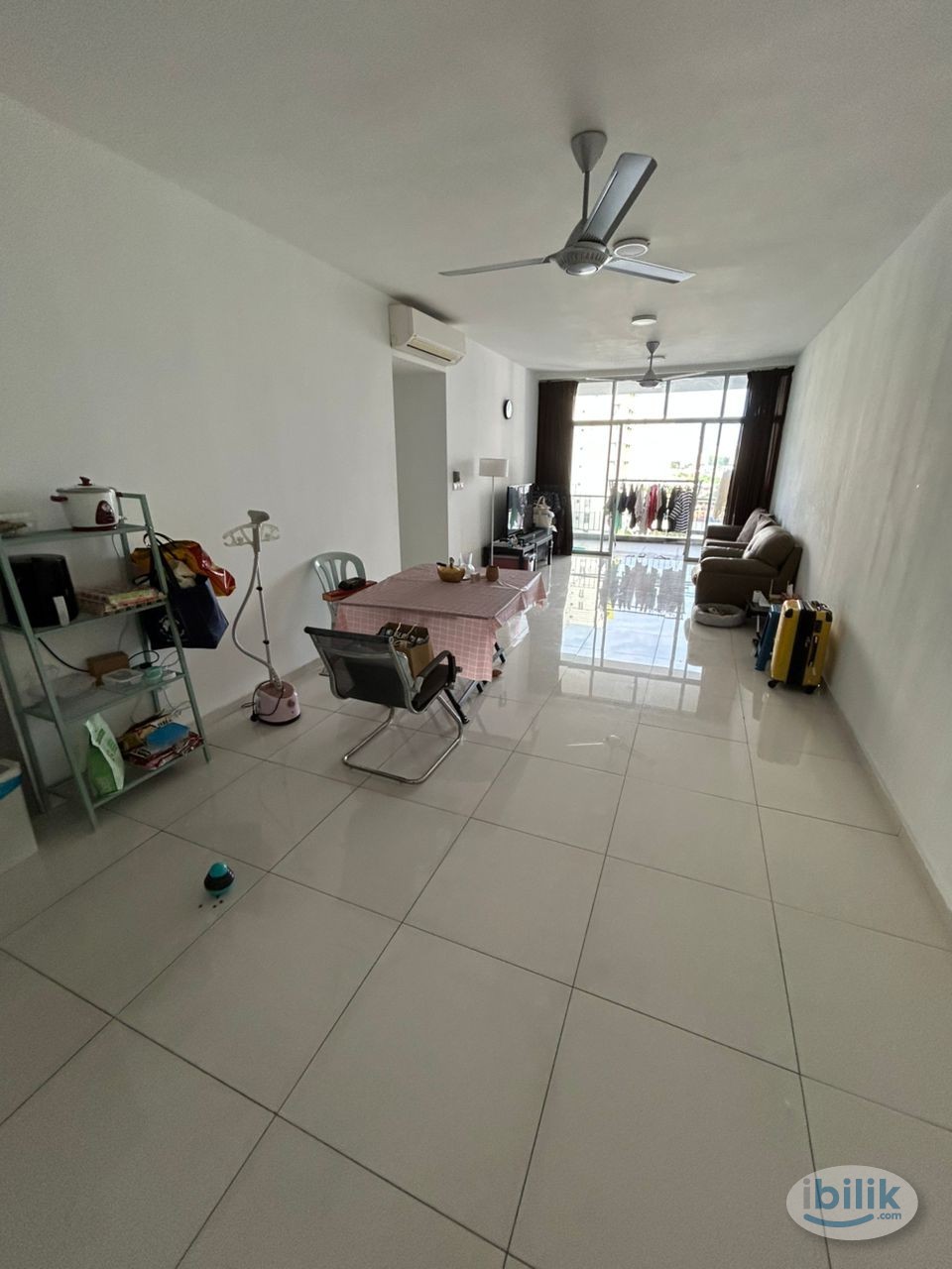 Master Room at Midfields 2, Sungai Besi - Image 1