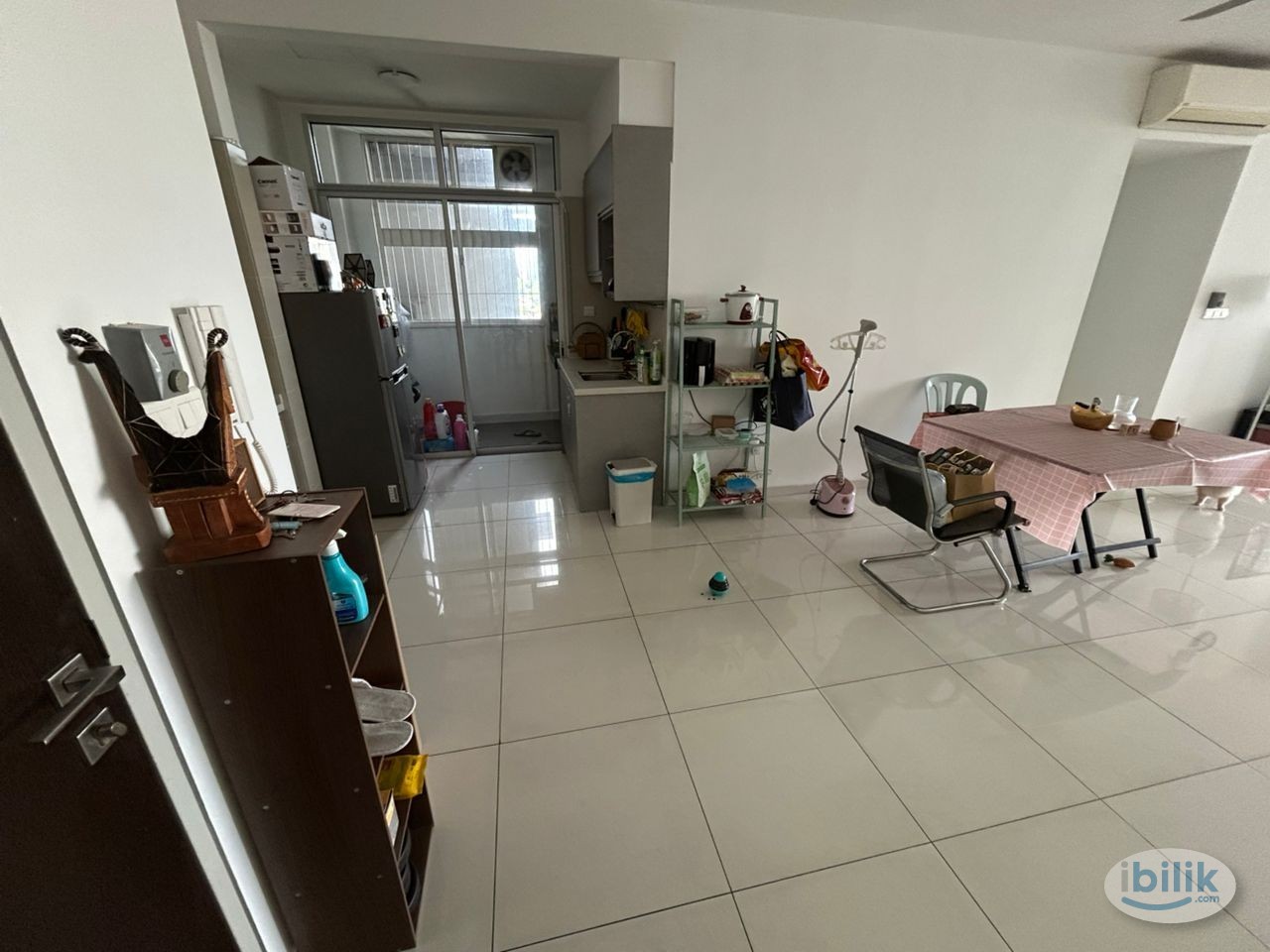Master Room at Midfields 2, Sungai Besi - Image 5