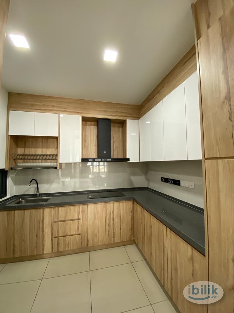 Female Single Room (Walk to LRT Station)  Move In ASAP available   With 24 hours Security Not Shop Lot Not Co-Living FEM - Image 2