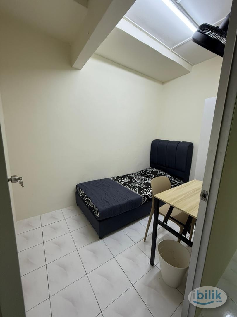 Single Room at Damansara Damai, Petaling Jaya - Image 1
