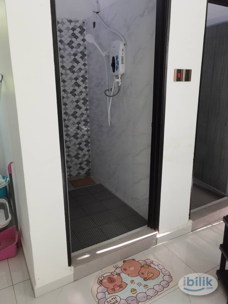 Single Room (Female Non-Smoker) - Jalan Bukit Ubi - Image 1