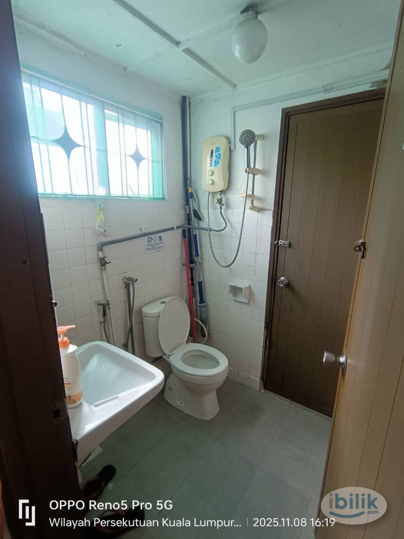 Single Room at Section 14, Petaling Jaya - Image 2