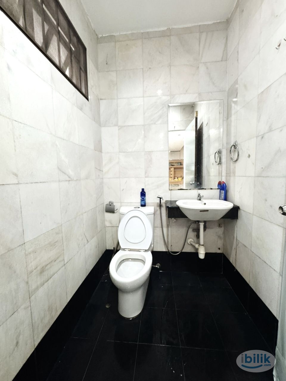 💖 Low Deposit 💰🏡❄️ Air-Con Room  🚍 Bus to MRT Bandar Utama 🚆 / Mutiara Damansara 🚆 ✨🌟📍 Super Convenient Location – Banda - Image 1