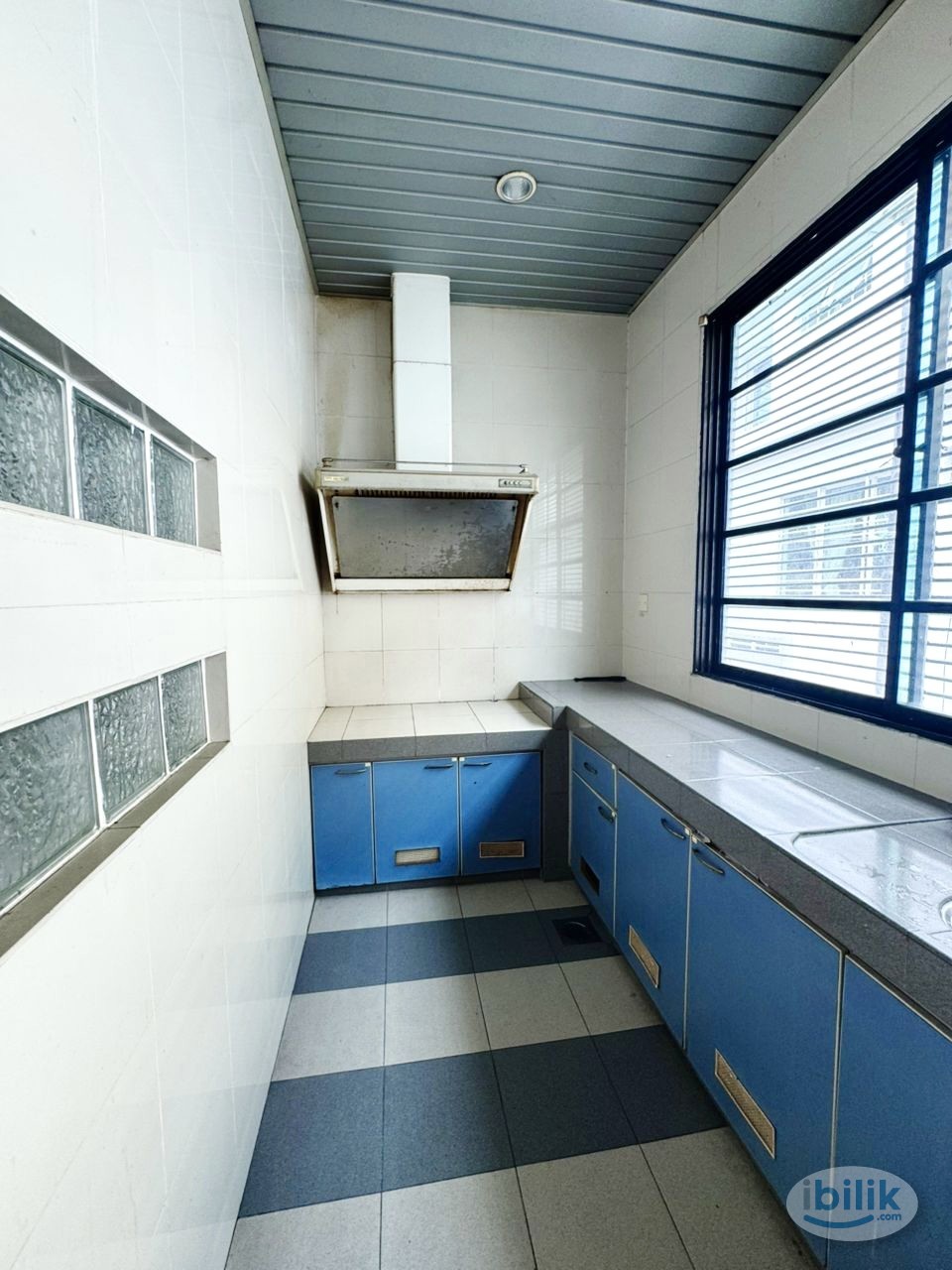 💖 Low Deposit 💰🏡❄️ Air-Con Room  🚍 Bus to MRT Bandar Utama 🚆 / Mutiara Damansara 🚆 ✨🌟📍 Super Convenient Location – Banda - Image 2
