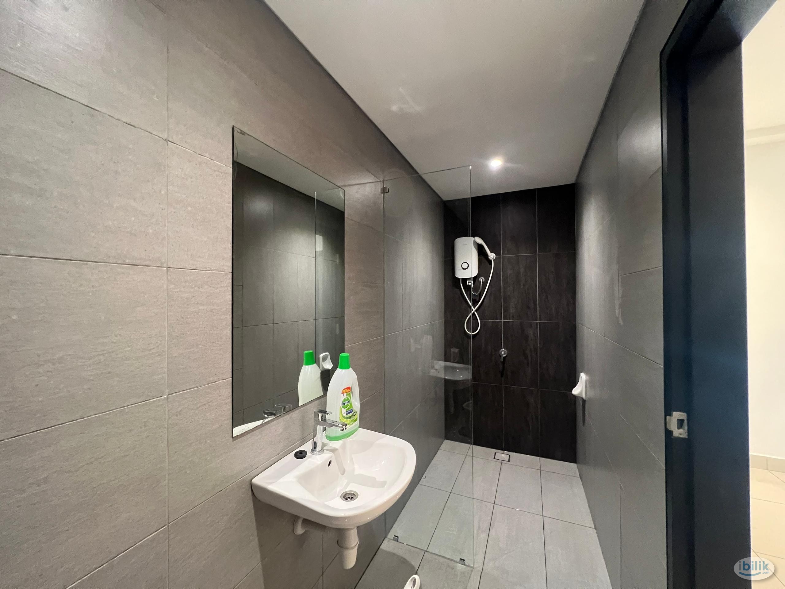 Fully furnished studio at Edumetro, USJ - Image 5