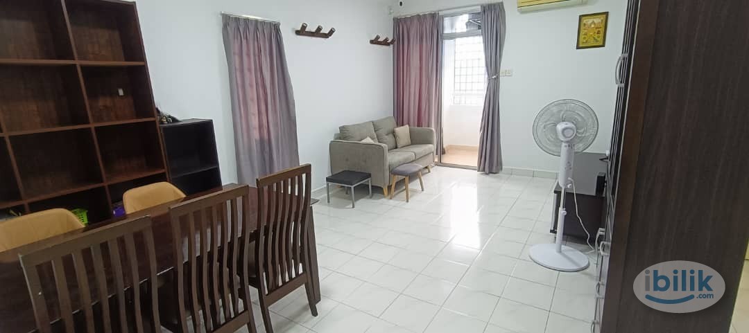 Middle Room at Ara Damansara, Petaling Jaya - Image 3