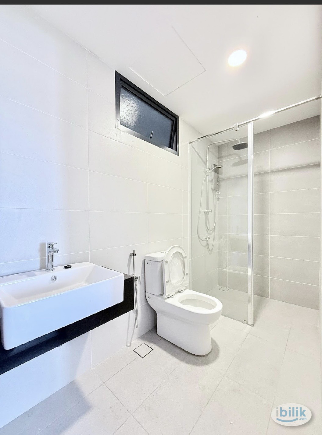 Single RoomWith Balcony  at Batu Kawan, Seberang Perai - Image 5