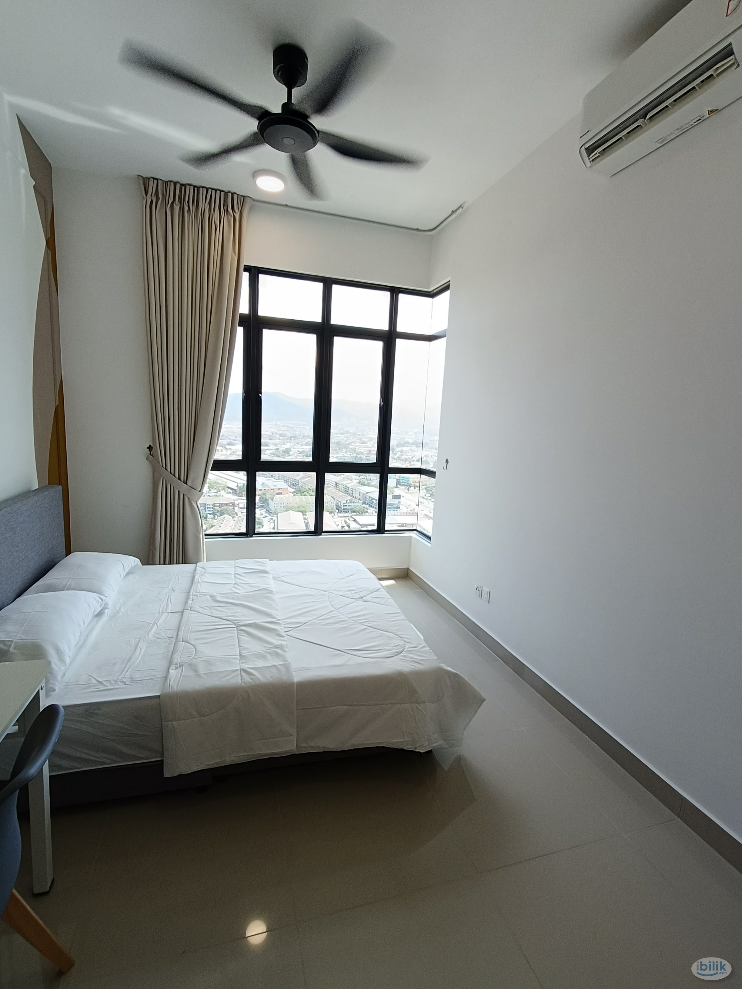 Master Room at 99 Residence, Taman Wahyu - Image 2