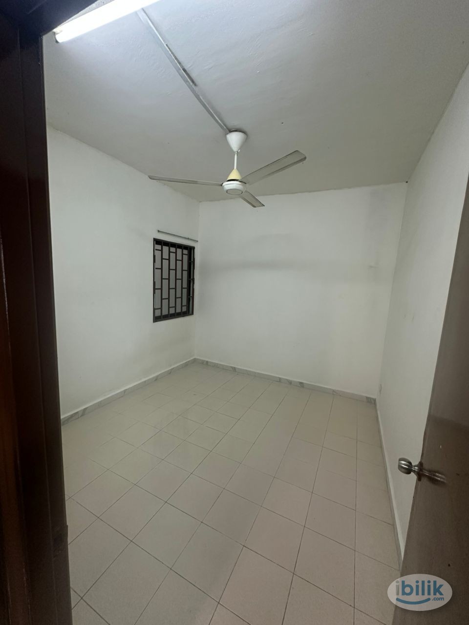 Male Malay - Medium Room for Rent - Image 1