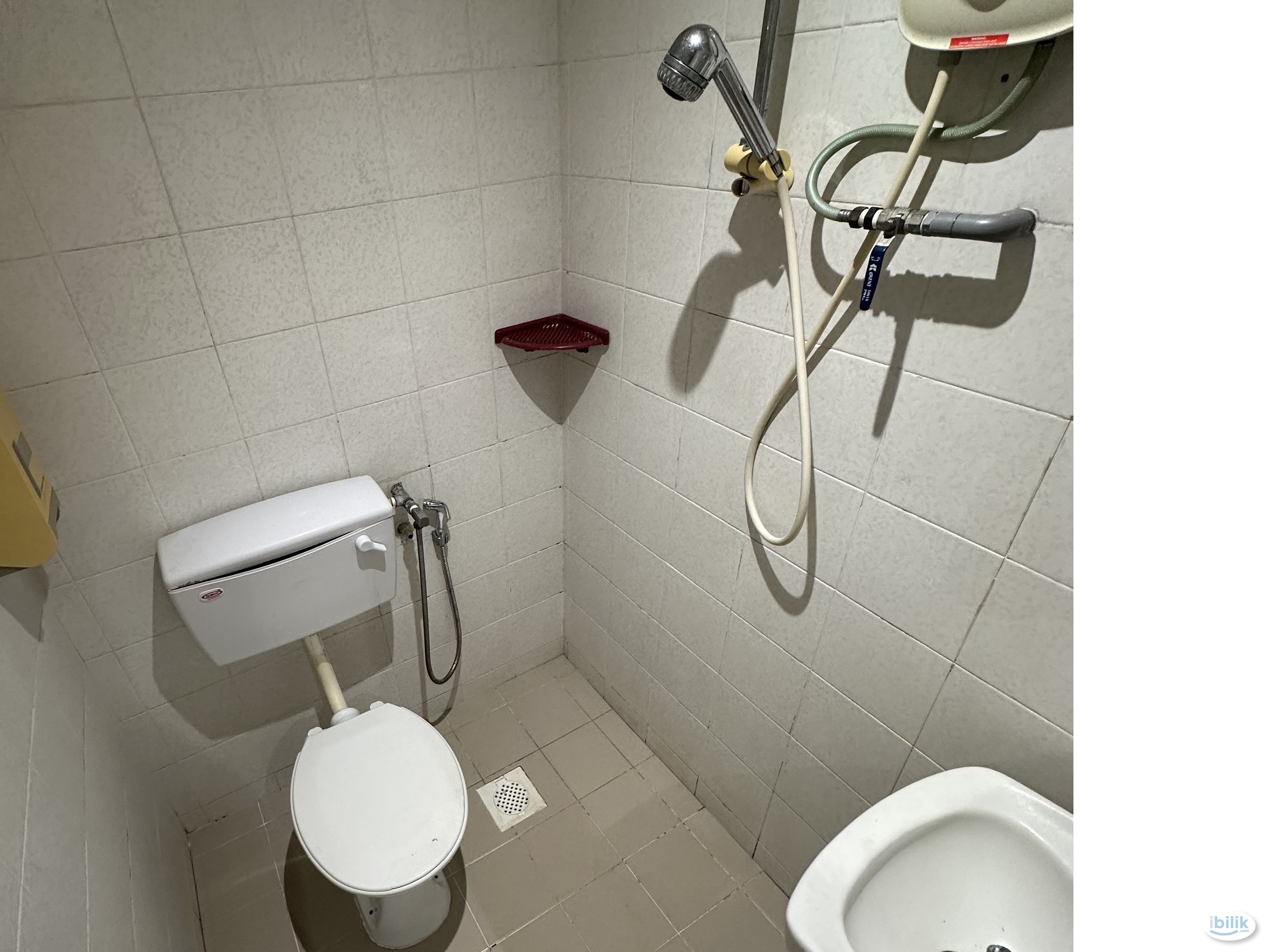 ‼️🤩 ROOM WITH PRIVATE BATHROOM 🤩‼️ MOVE IN IMMEDIATELY WITH ZERO DEPOSIT 🙋🏻‍♀️ - Image 3