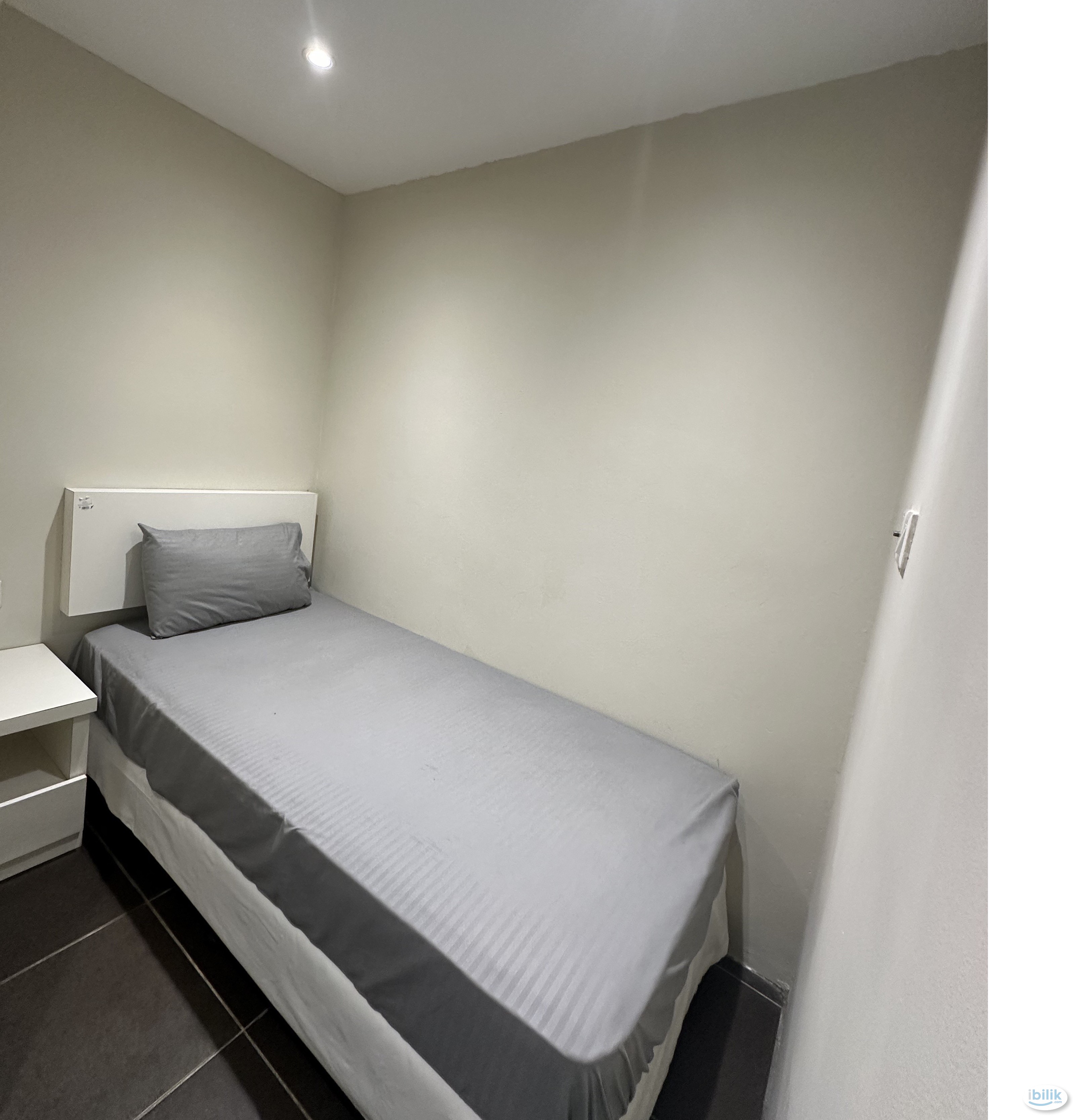 ‼️🤩 ROOM IN DAMANSARA PERDANA🤩‼️ MOVE IN IMMEDIATELY WITH ZERO DEPOSIT😱 - Image 1